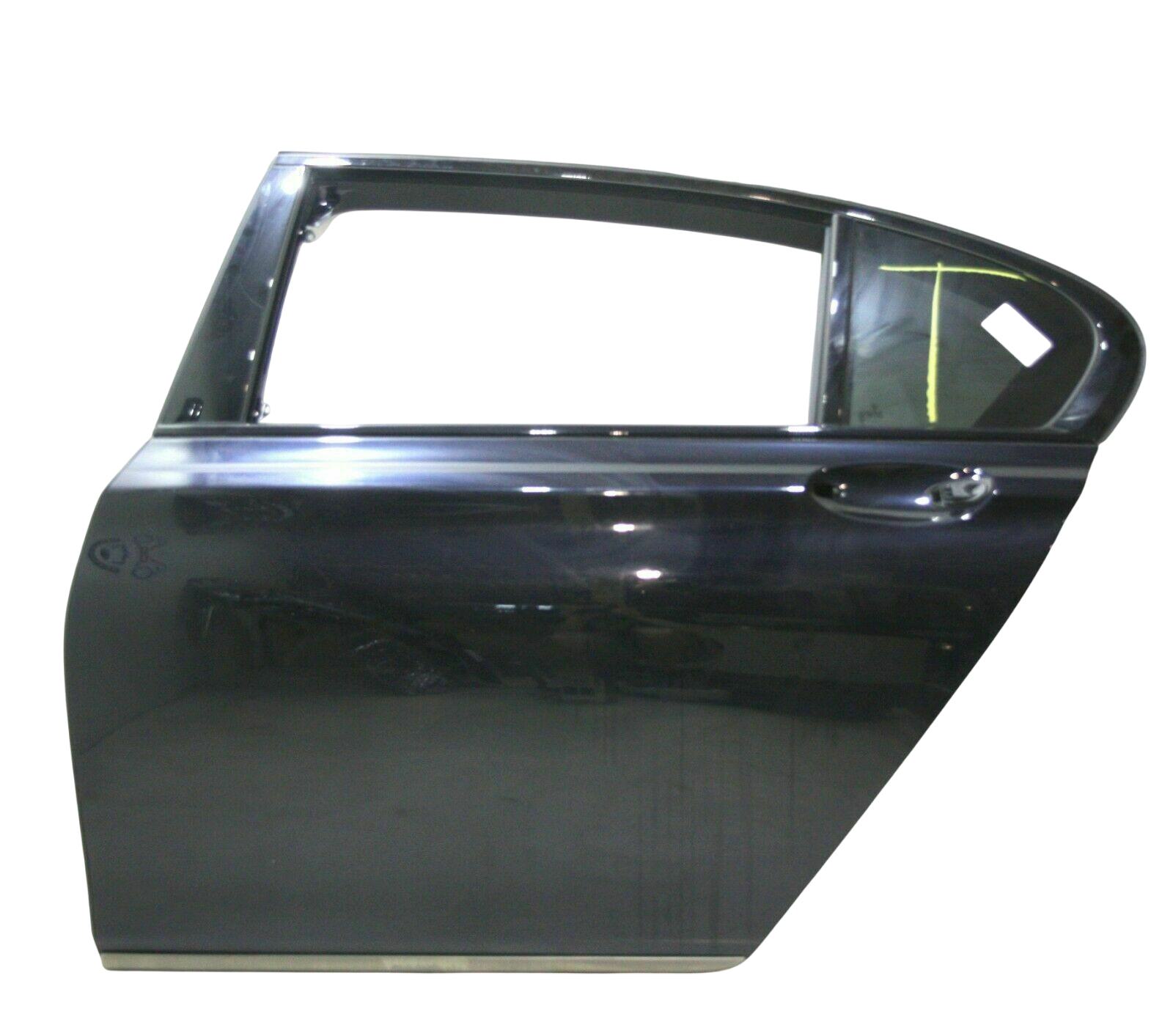 BMW 7 (G11 / G12) Rear Door BMW 7 SERIES Rear Door OEM 41527423701

Part co...