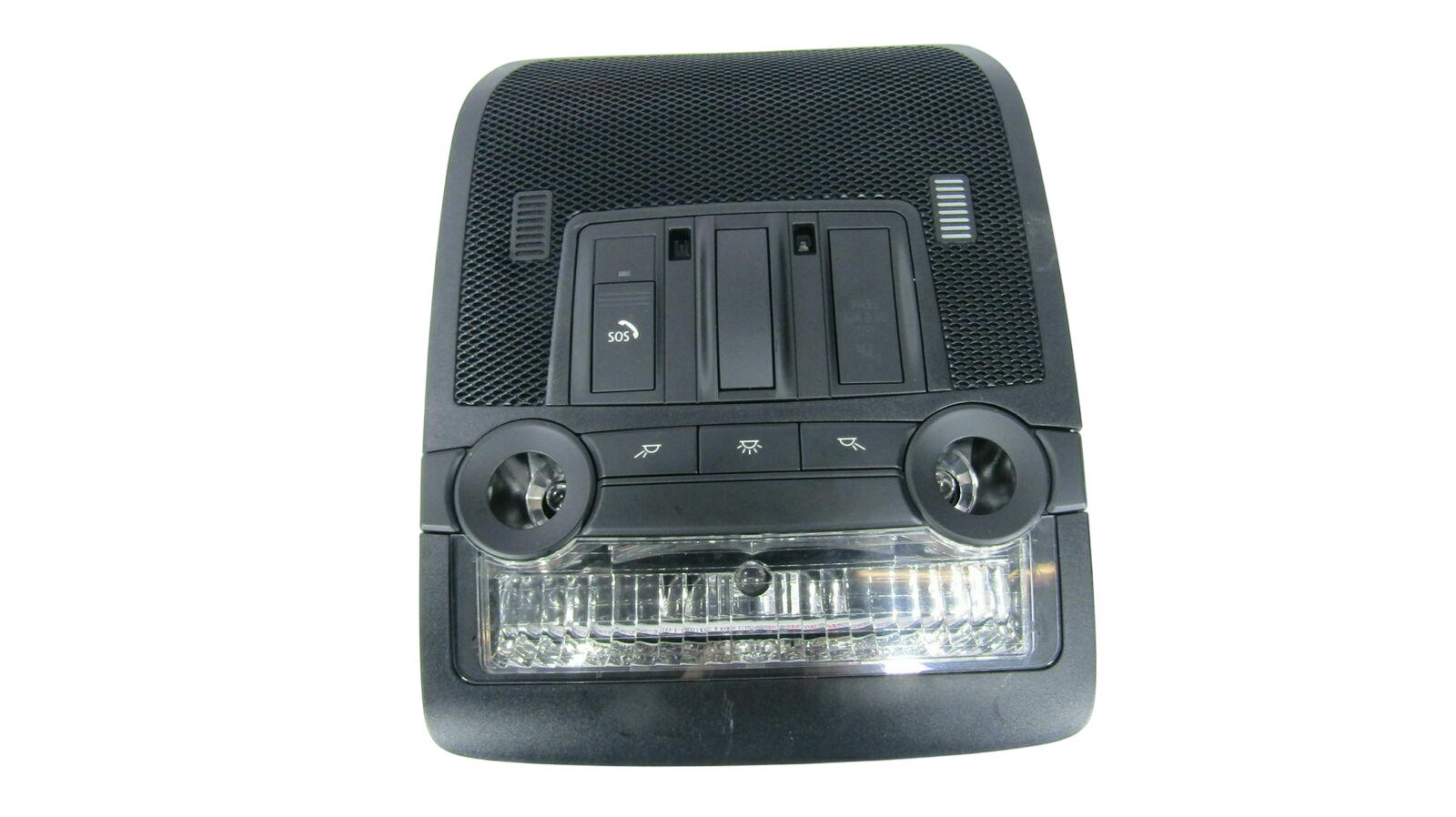 BMW X6 (E71 / E72) Front seat light