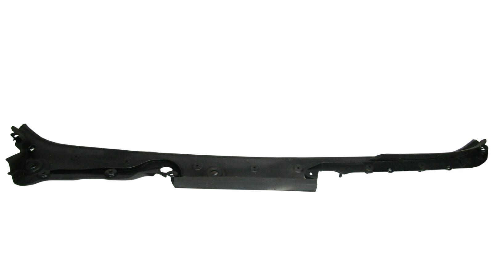 BMW 5 (F10 / F11) Other BMW 5 SERIES Other OEM 51717203125

Part codes:...