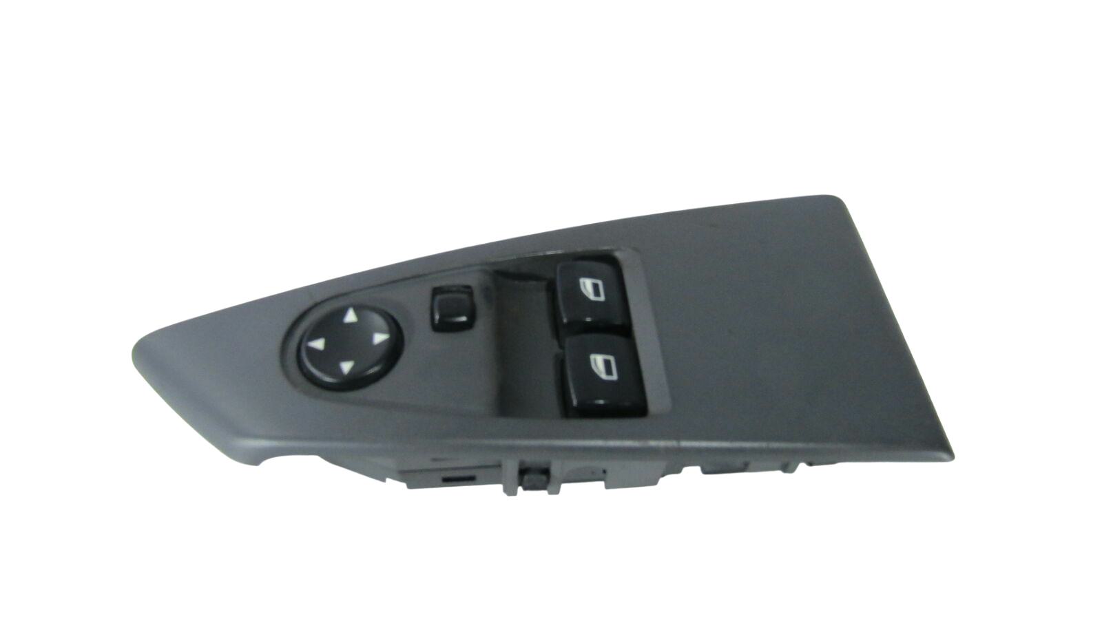 BMW 6 (E63 / E64) Parts BMW 6 - SERIES Parts OEM 61316939128

Part code...