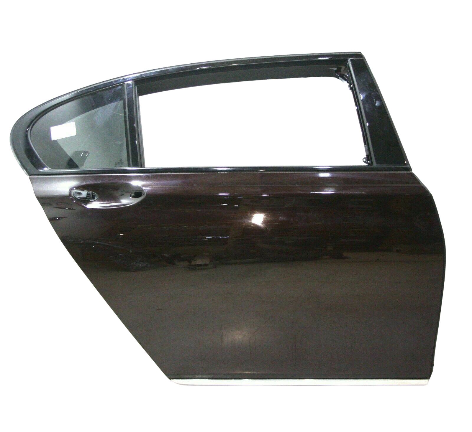 BMW 7 (G11 / G12) Rear Door BMW 7 SERIES Rear Door OEM 41527423702

Part co...