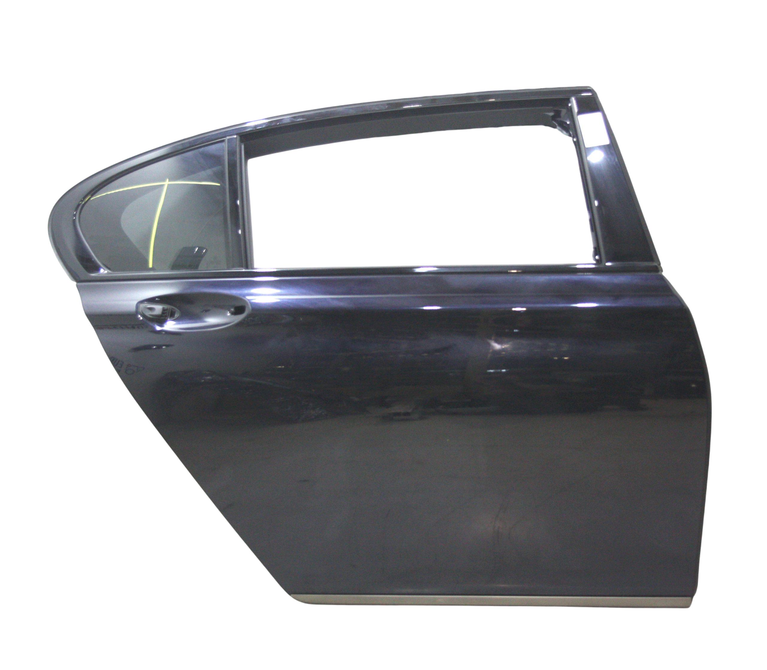 BMW 7 (G11 / G12) Rear Door BMW 7 SERIES Rear Door OEM 41527423702

Part co...