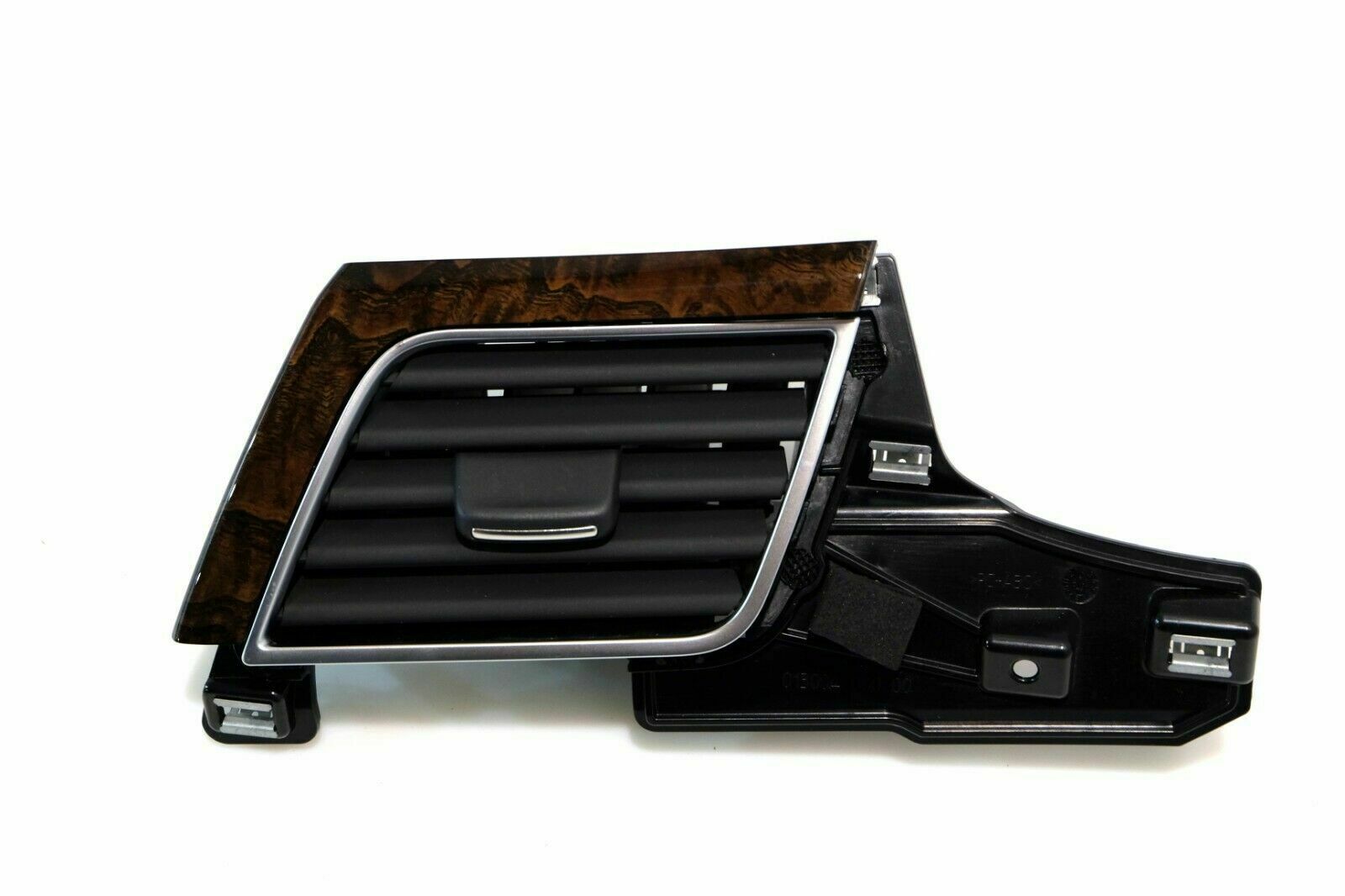 Audi A8 (D4) Dashboard side air vent grill/cover trim AUDI A8 Dashboard side air vent grill/cover tri...