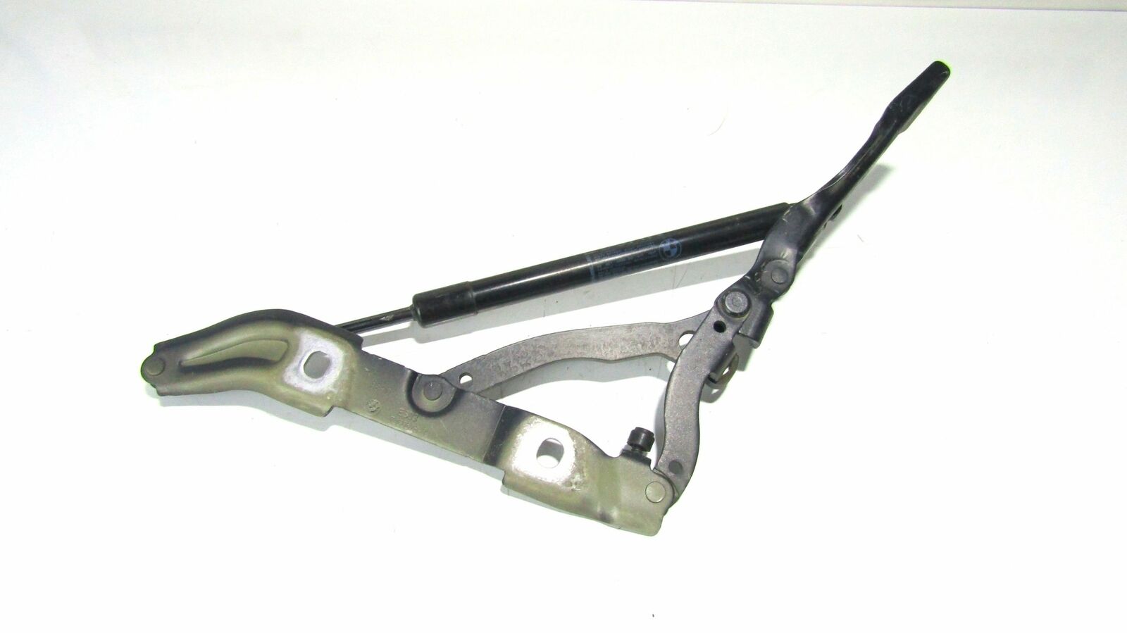 BMW 3 (E90 / E91 / E92 / E93) Other BMW 3 SERIES Other OEM 41627210676

Part codes:...
