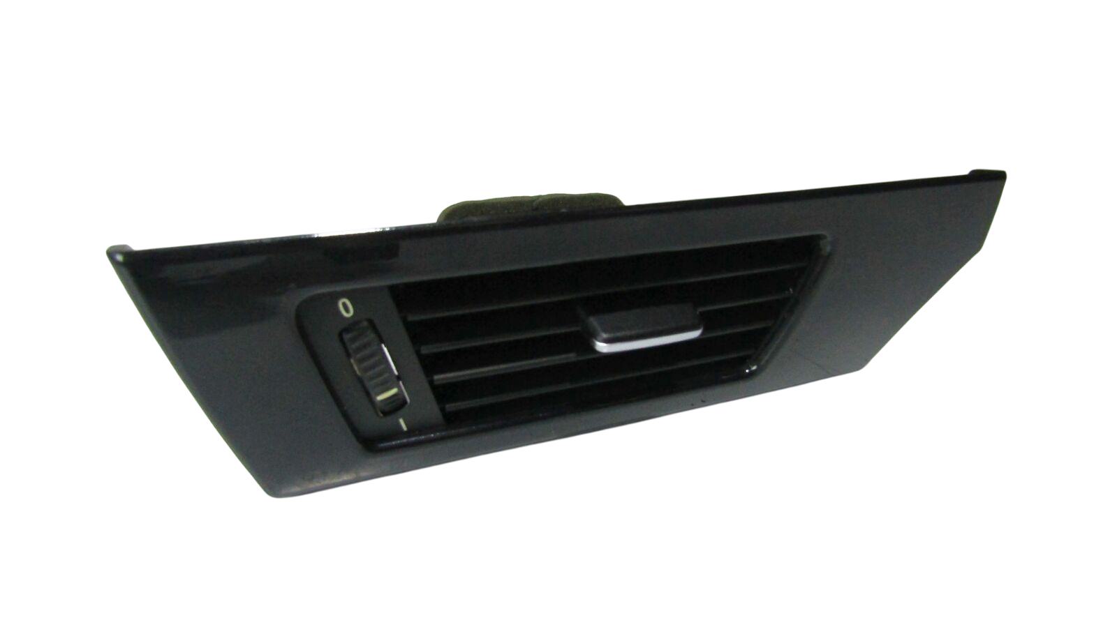 BMW 3 (E90 / E91 / E92 / E93) Dashboard side air vent grille/cover trim BMW 3 SERIES Dashboard side air vent grille/cov...
