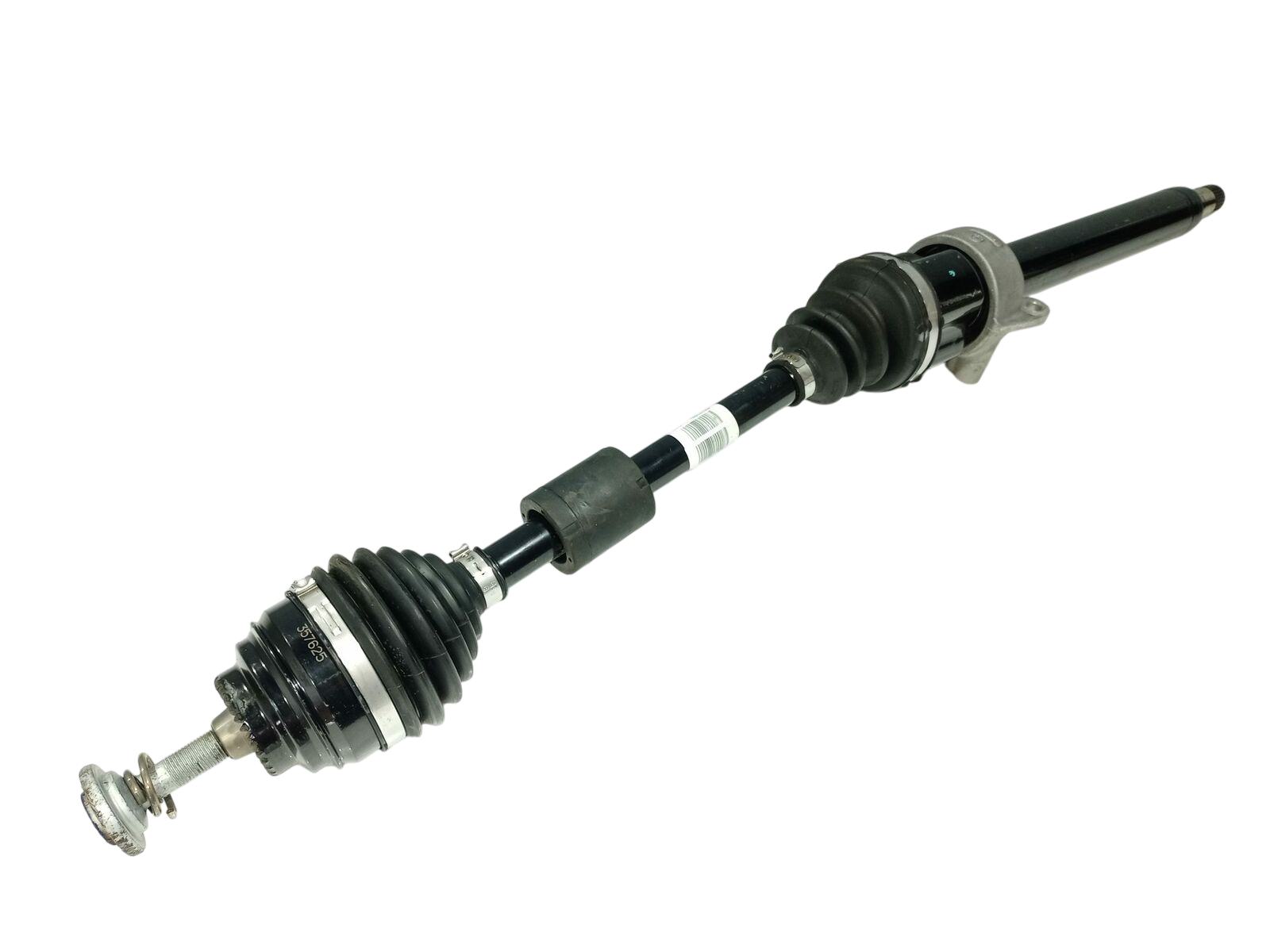 BMW 2 (F22 / F23) Front driveshaft BMW 2 SERIES Front driveshaft OEM 8657704

Part...