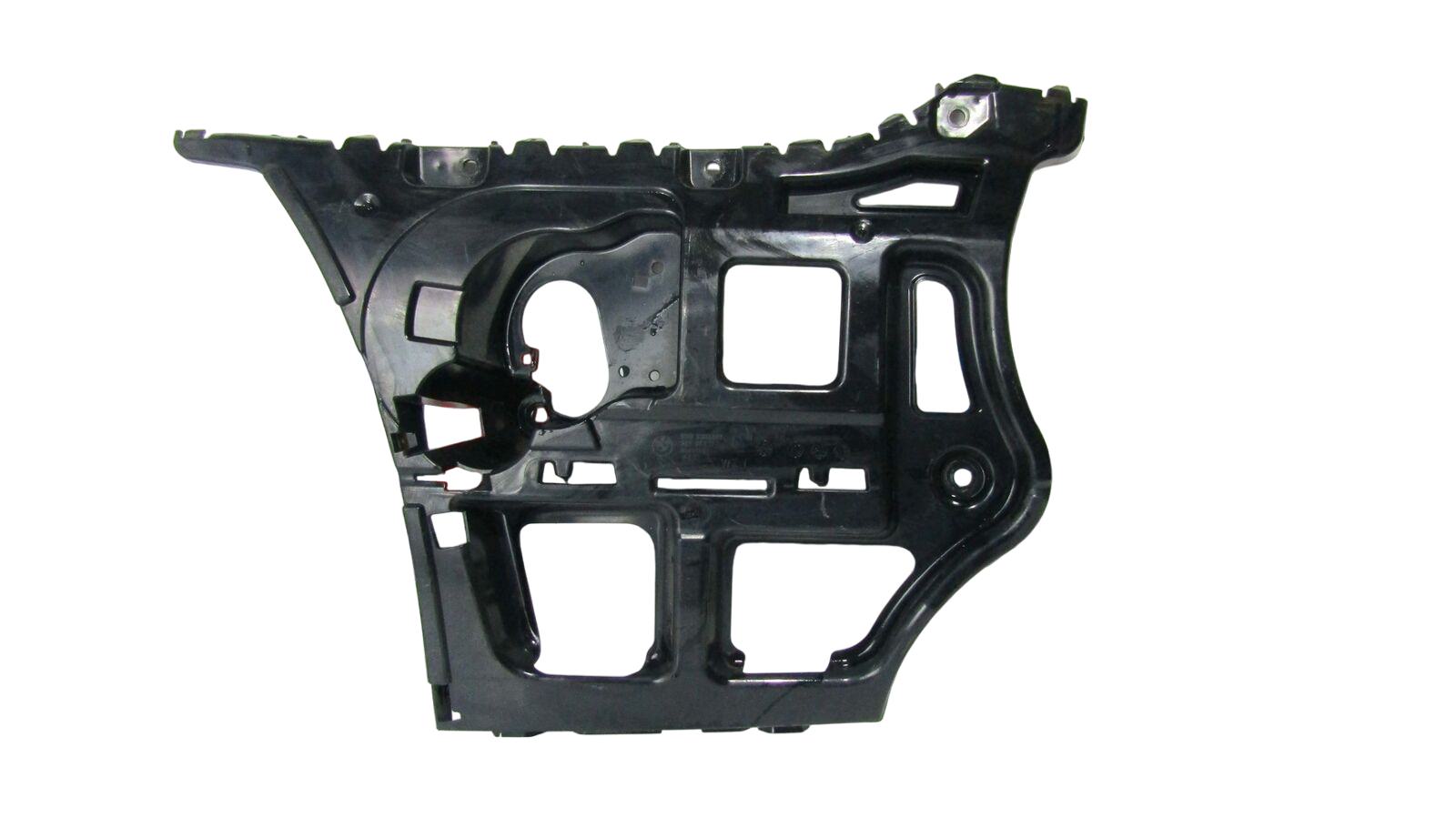 BMW 3 (E90 / E91 / E92 / E93) Rear bumper mounting bracket BMW 3 SERIES Rear bumper mounting bracket OEM 5...