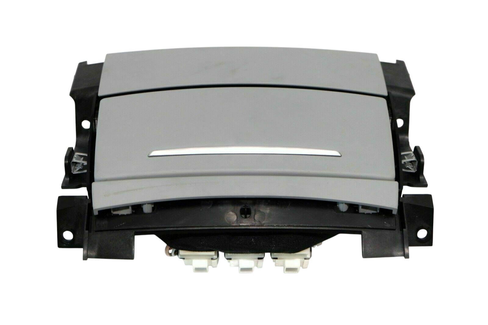Audi A8 (D4) Ashtray (rear) AUDI A8 Ashtray (rear)

Generation: A8 (4H) (20...
