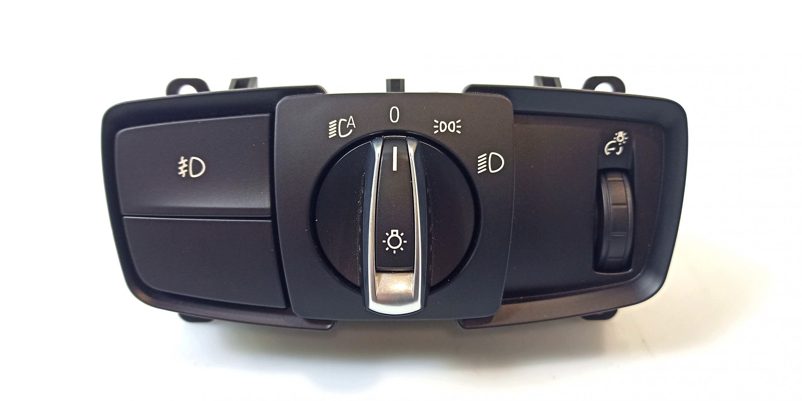 BMW X5 (F15) Свет переключатель BMW X5 Light switch OEM 61319309426

Part codes...