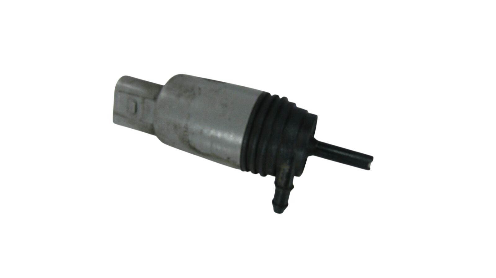 BMW 1 (E81 / E82 / E87 / E88) Windscreen/windshield washer pump BMW 1 SERIES Windscreen/windshield washer pump ...