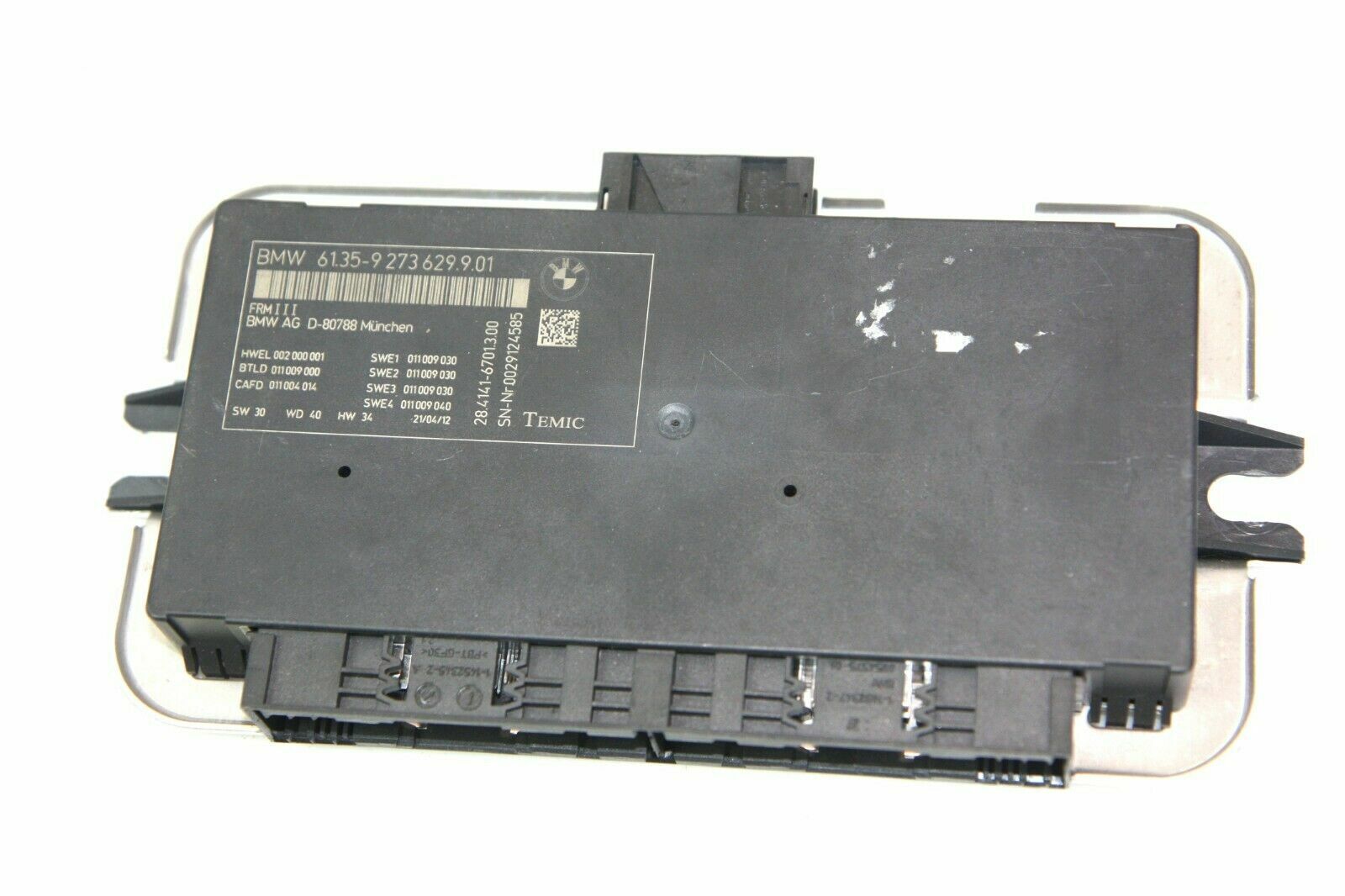 BMW 6 (F06 / F12 / F13) Light module LCM BMW 6 SERIES Light module LCM OEM 61356992947

...