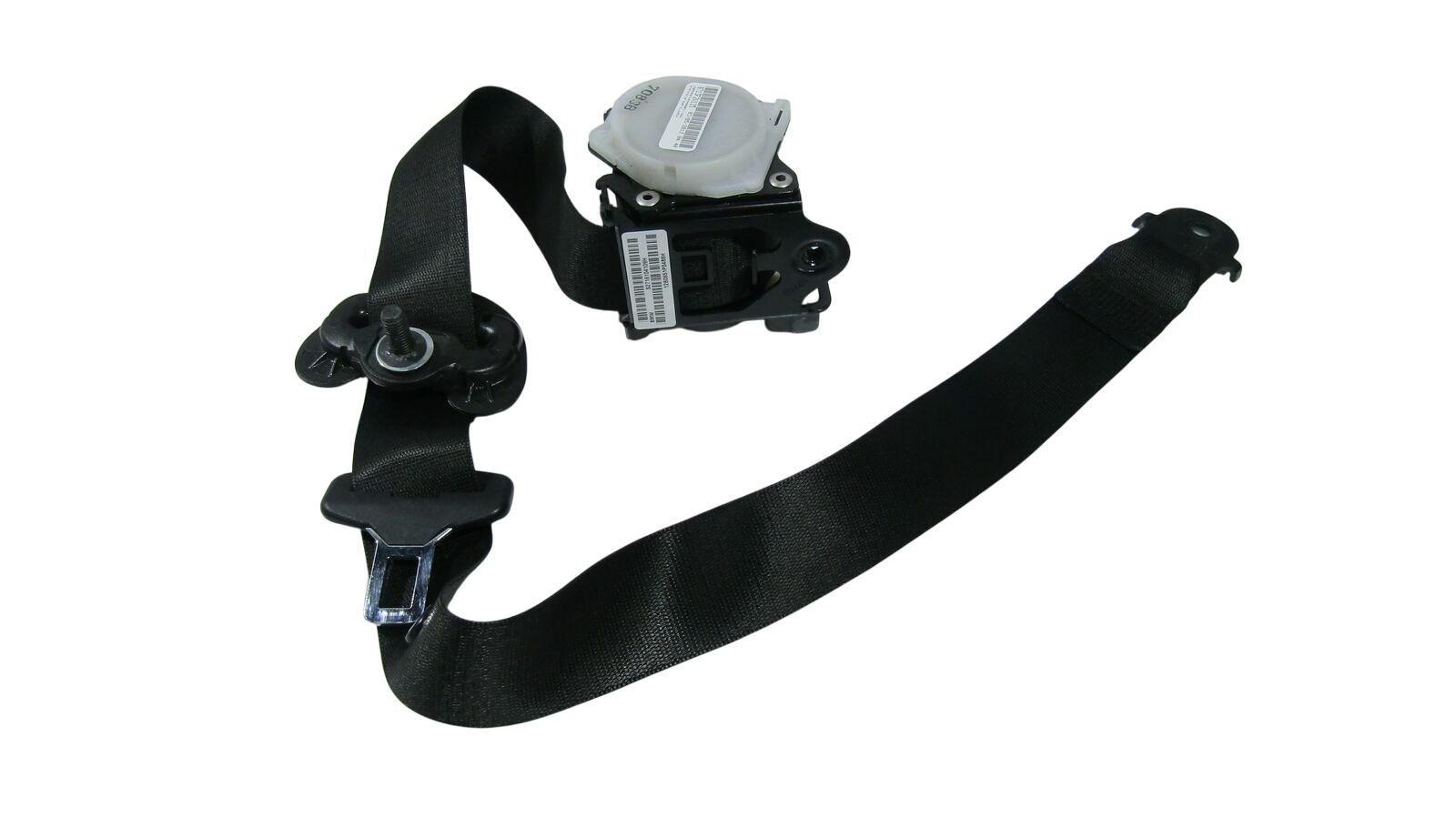 BMW X6 (E71 / E72) Front seatbelt