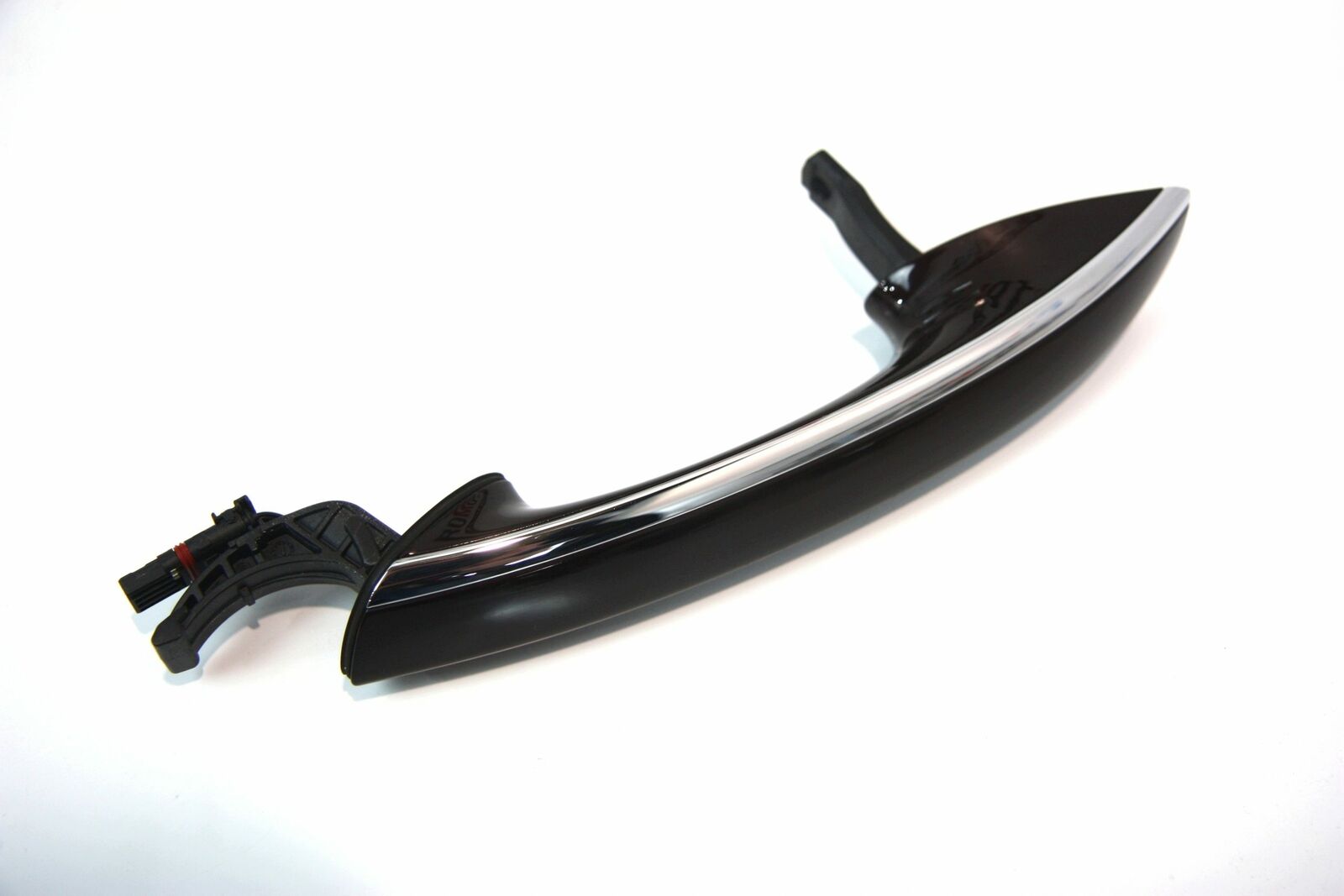 BMW 7 (G11 / G12) Front door handle cover BMW 7 SERIES Front door handle cover OEM 512174...
