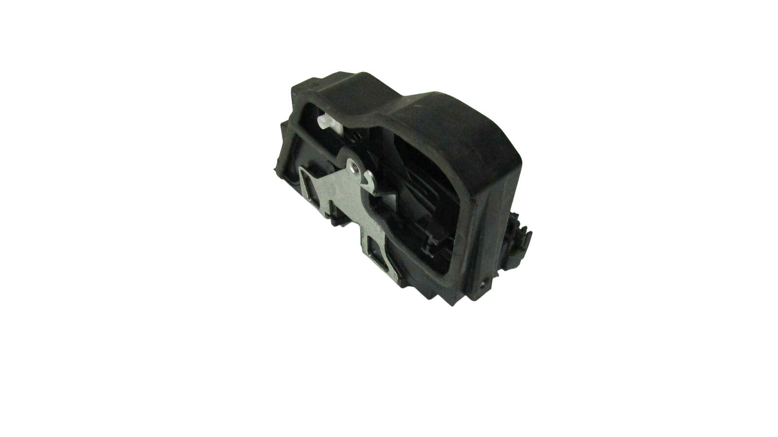 BMW 1 (E81 / E82 / E87 / E88) Front door lock BMW 1 SERIES Front door lock OEM 4389473

Part ...