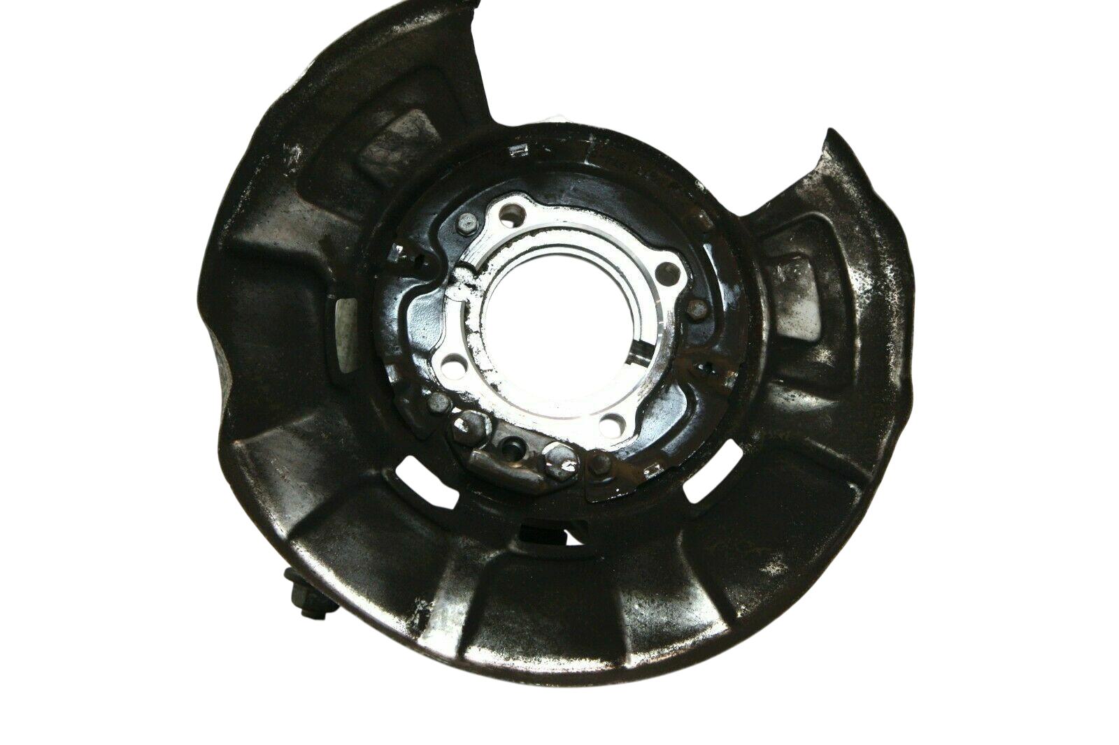 BMW X5 (E70) Rear wheel hub BMW X5 Rear wheel hub OEM 6770984

Part codes: ...