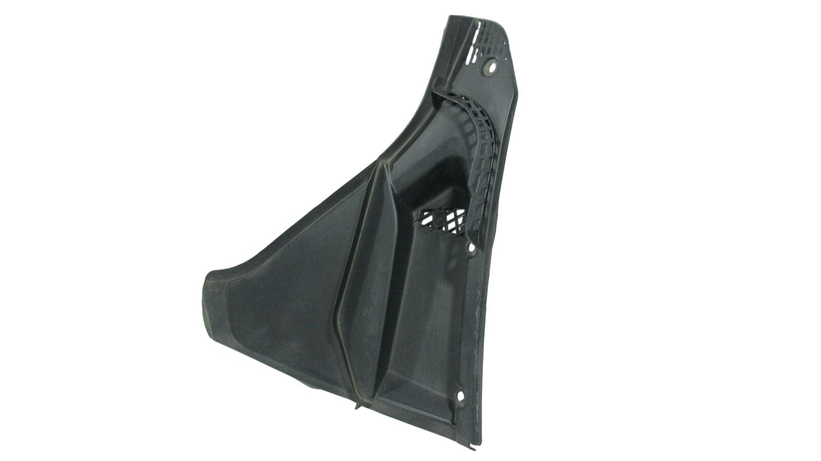 BMW 5 (F10 / F11) Other BMW 5 SERIES Other OEM 64316987606

Part codes:...