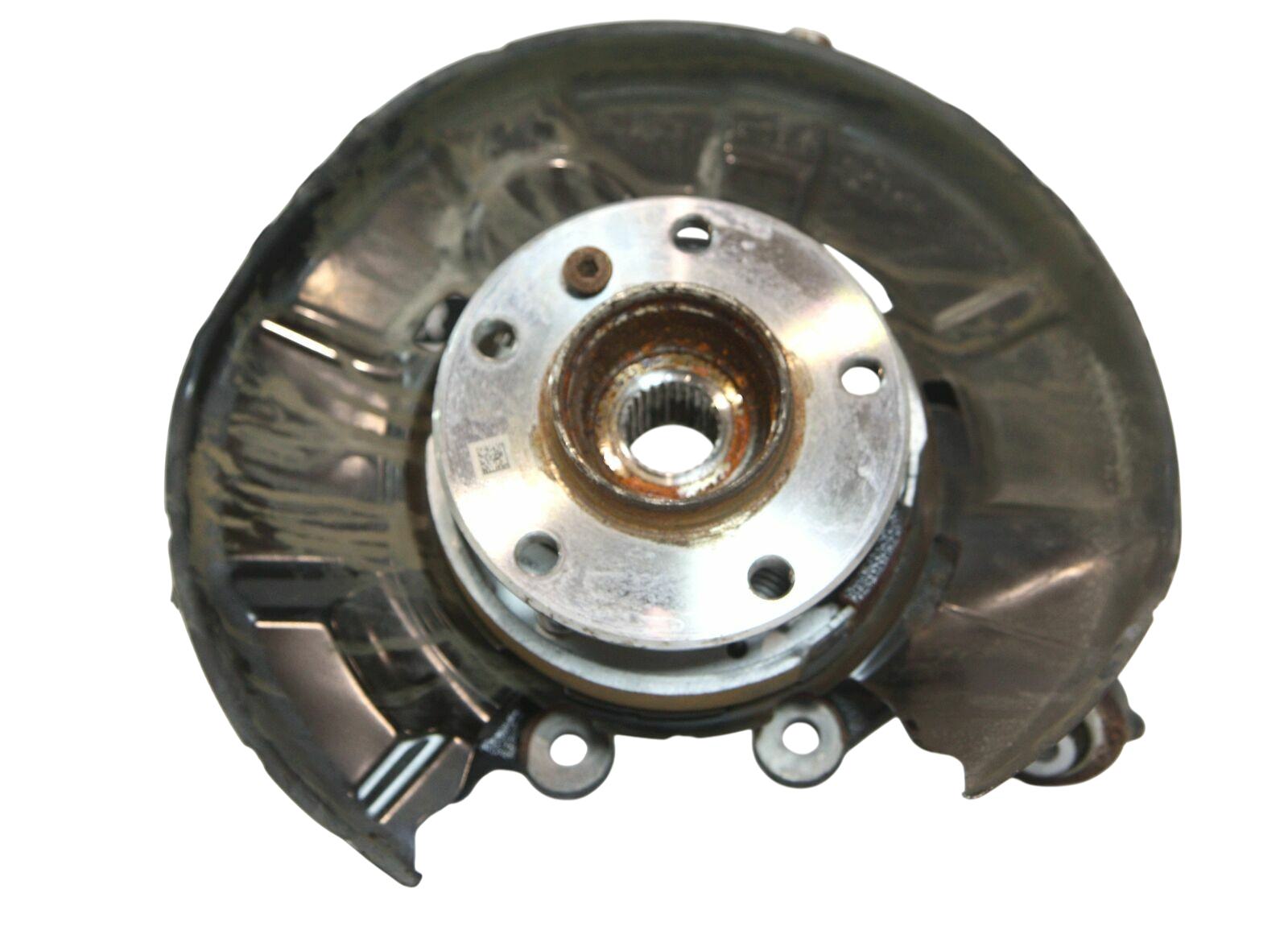 BMW 1 (F20 / F21) Rear wheel hub BMW 1 SERIES Rear wheel hub OEM 33326792515

Pa...