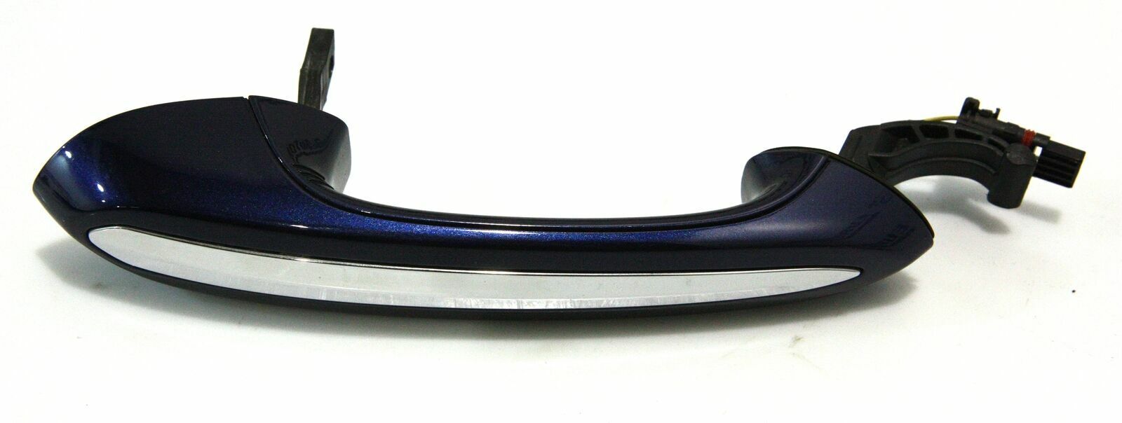 BMW 5 (G30 / G31) Front door exterior handle BMW 5 SERIES Front door exterior handle OEM 512...