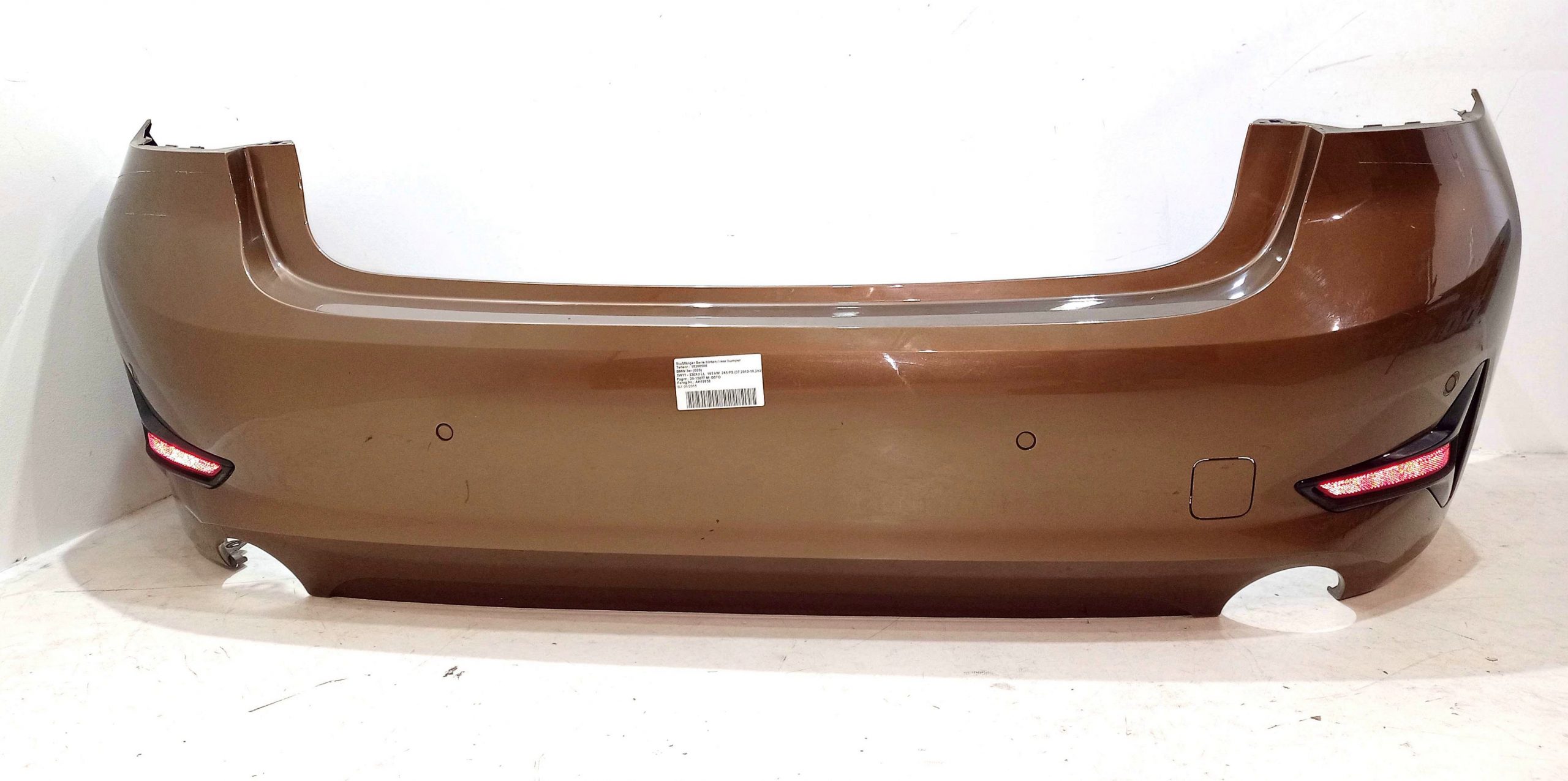 BMW 3 (G20 / G21) front bumper BMW 3 SERIES Front Bumper OEM 51128493935

Part...
