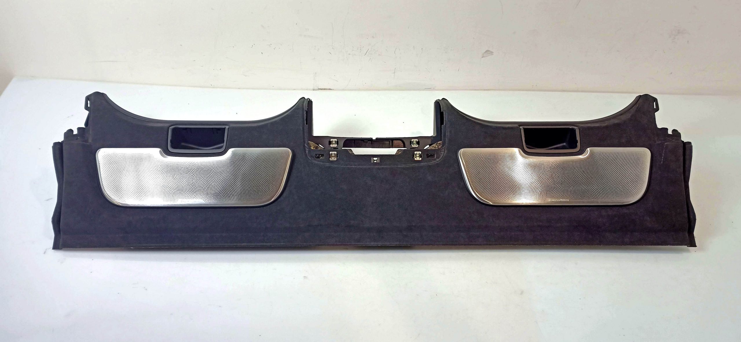 BMW 7 (G11 / G12) Parcel shelf BMW 7 SERIES Parcel shelf OEM 51467411953

Part...