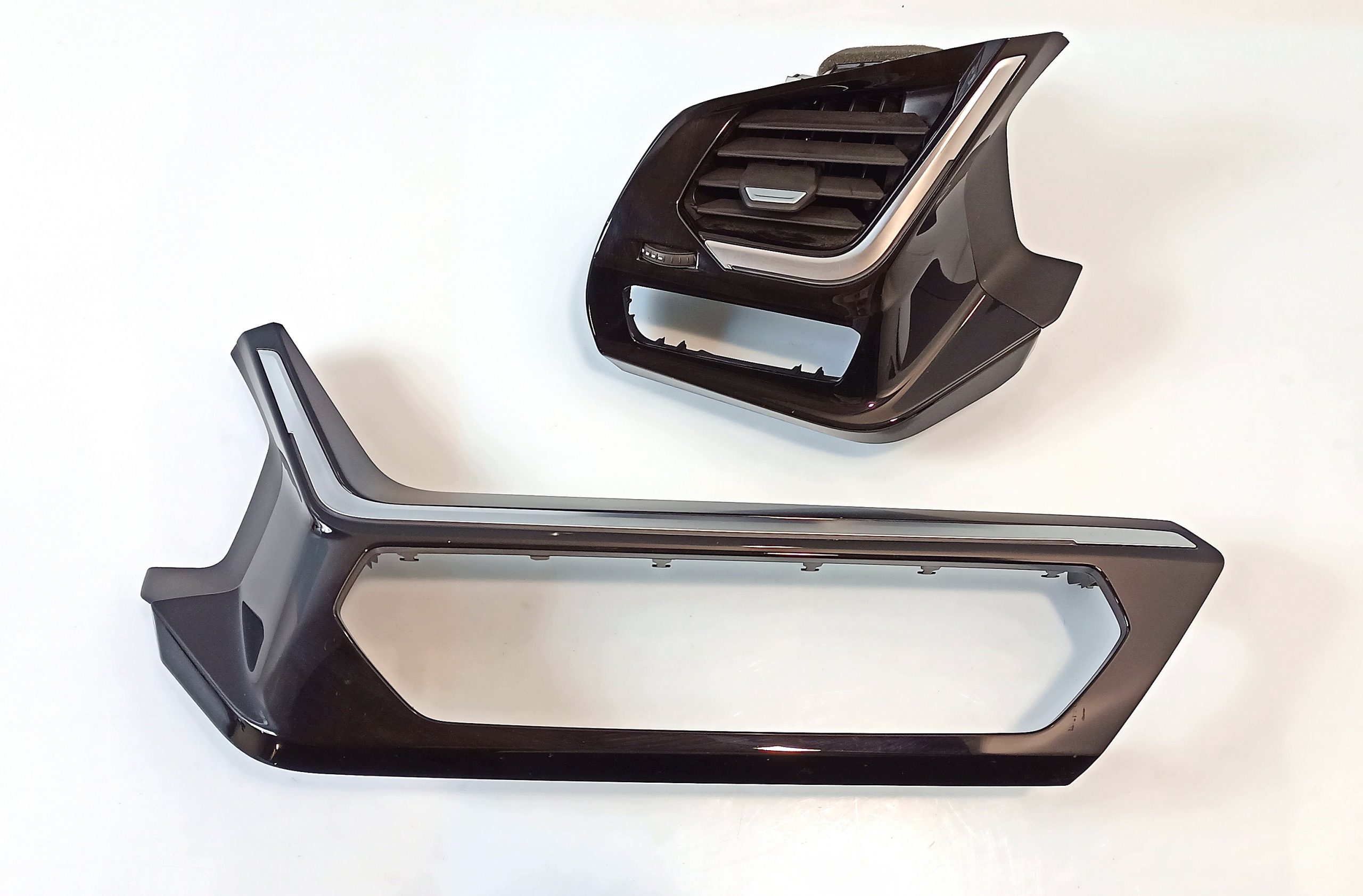 BMW Z4 (E89) Dashboard Trim BMW Z4 Dashboard Trim OEM 51459475705

Part cod...