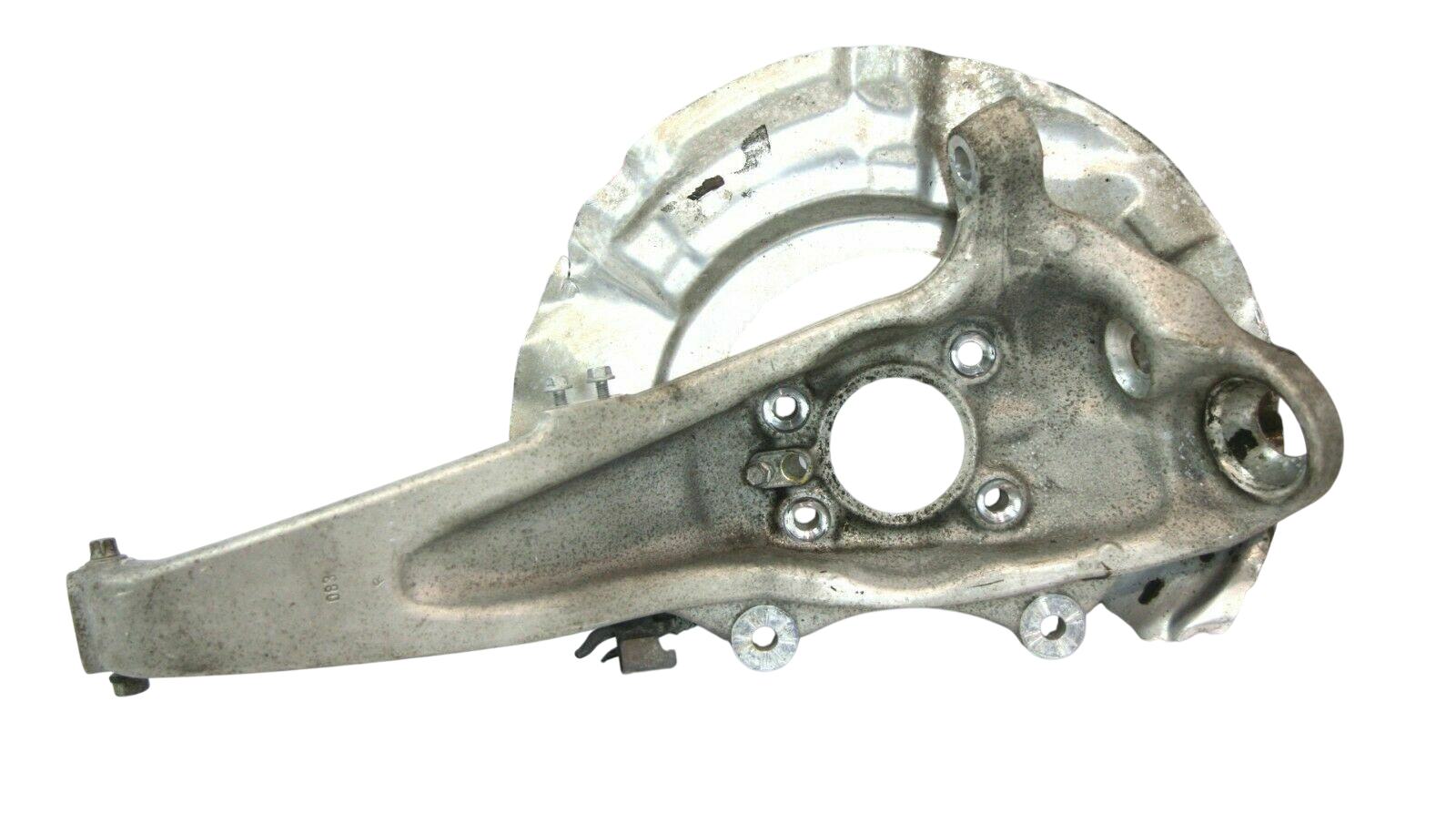 BMW 7 (G11 / G12) Front wheel hub spindle knuckle BMW 7 SERIES Front wheel hub spindle knuckle OE...