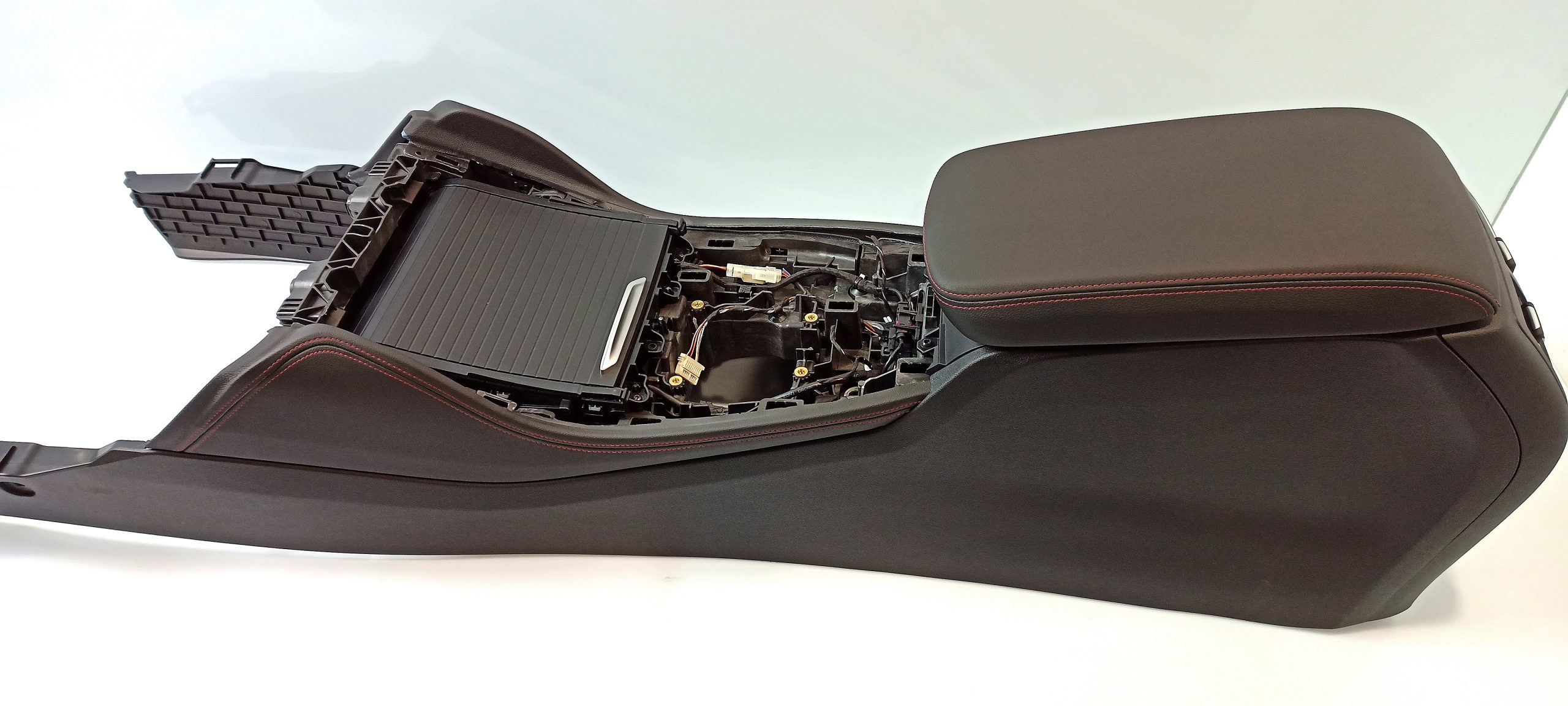 BMW X4 (G02) center console BMW X4 center Console OEM 51166993053

Part cod...