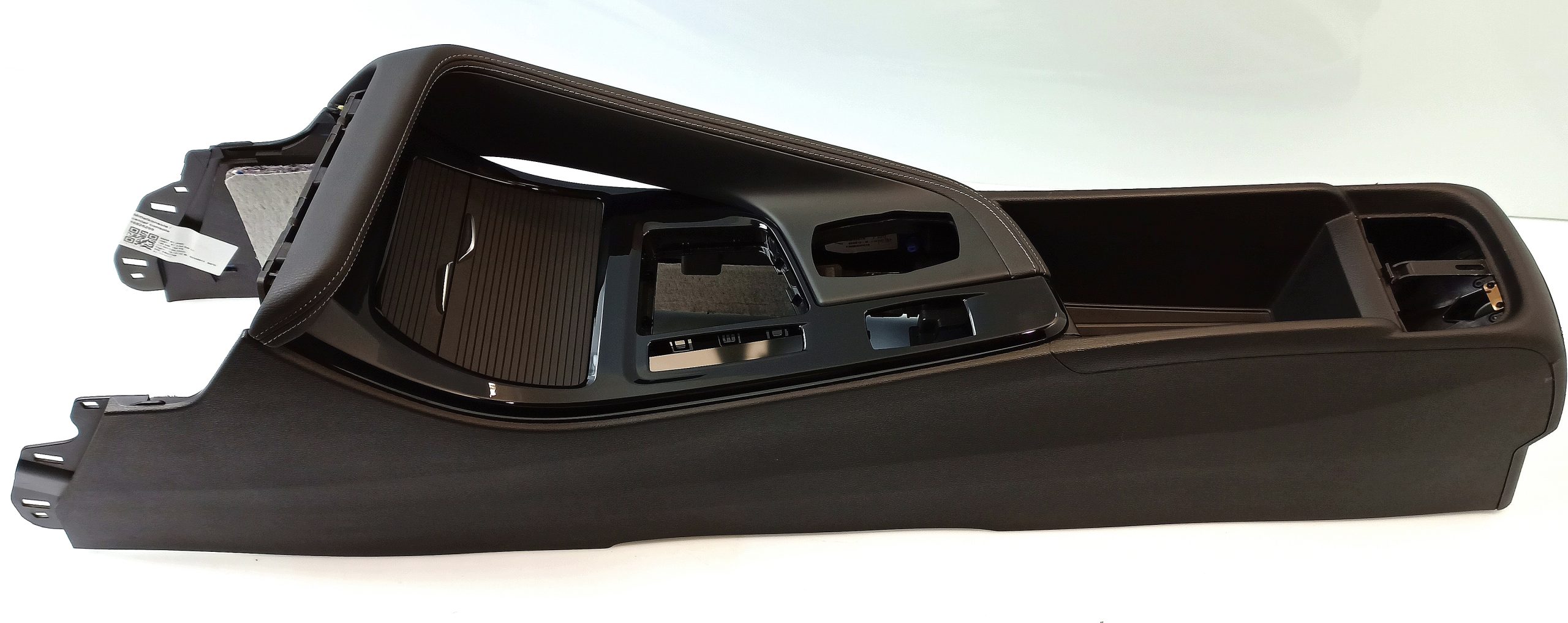 BMW X1 (F48) center console BMW X1 center console OEM 51169292547

Part cod...