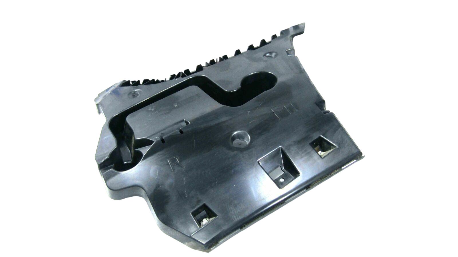 BMW 5 (F10 / F11) Rear bumper mounting bracket BMW 5 SERIES Rear bumper mounting bracket OEM 7...