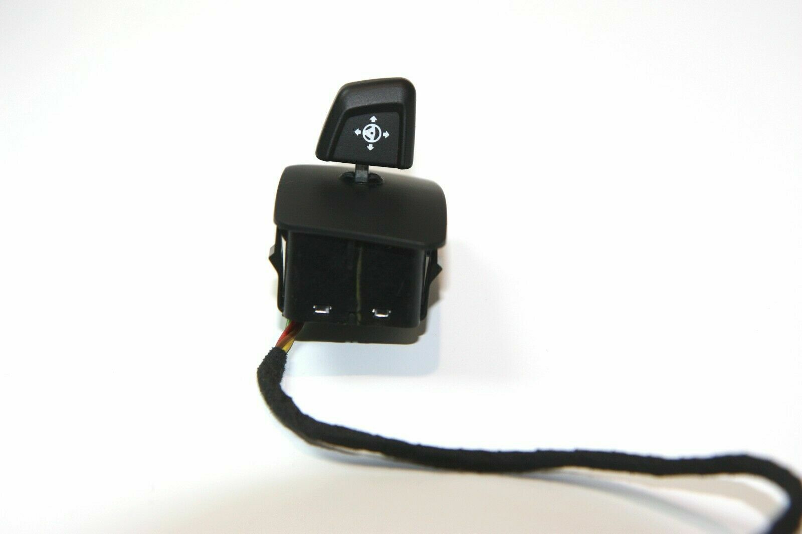 BMW 6 (F06 / F12 / F13) Steering wheel adjustment switch BMW 6 SERIES Steering wheel adjustment switch O...
