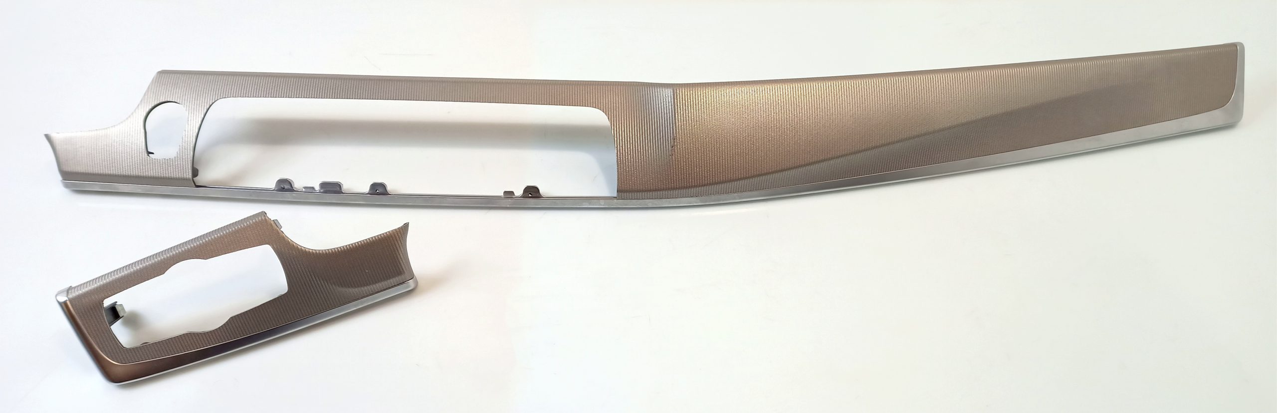 BMW 5 (F10 / F11) Dashboard Trim BMW 5 SERIES Dashboard Trim OEM 51458051331

Pa...