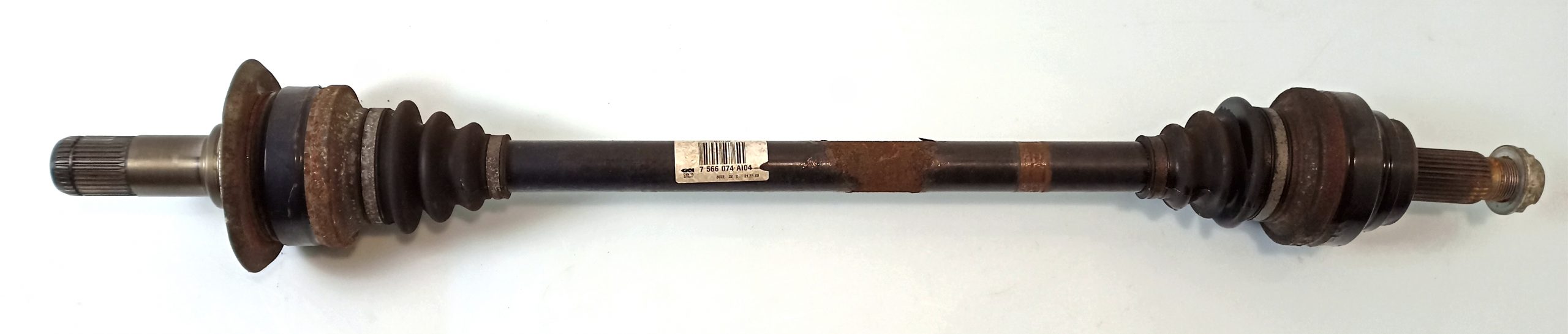 BMW 6 (F06 / F12 / F13) Rear driveshaft BMW 6 SERIES Rear driveshaft OEM 33207566074

P...