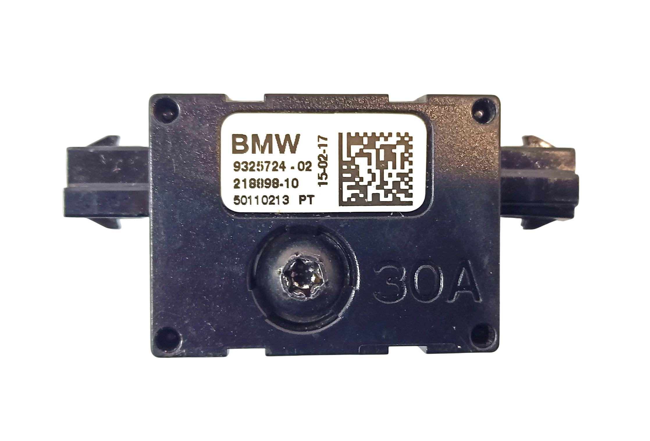 BMW 5 (G30 / G31) Aerial antenna amplifier BMW M5 aerial antenna amplifier OEM 65209325724...