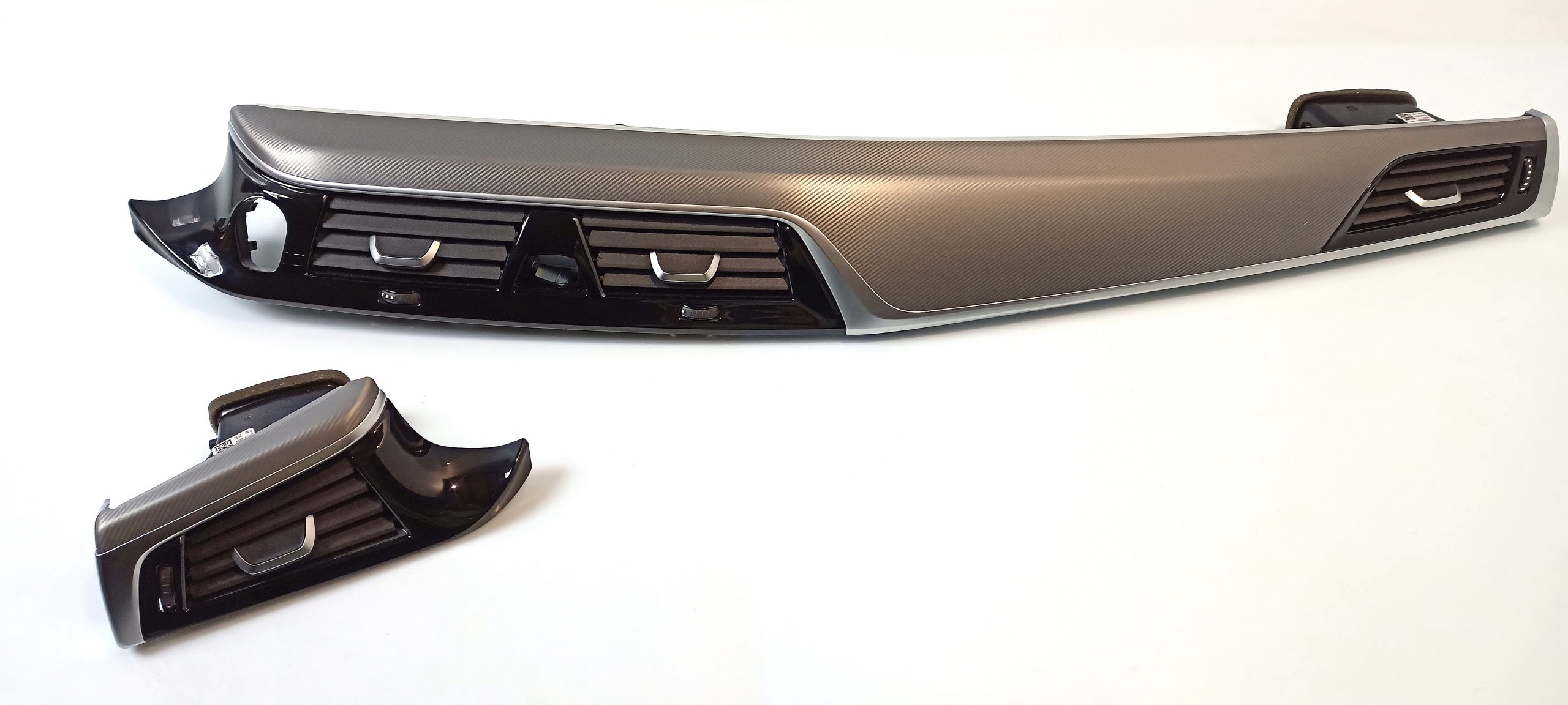 BMW 5 (G30 / G31) Dashboard Trim BMW M5 Dashboard Trim OEM 51458068796

Part cod...
