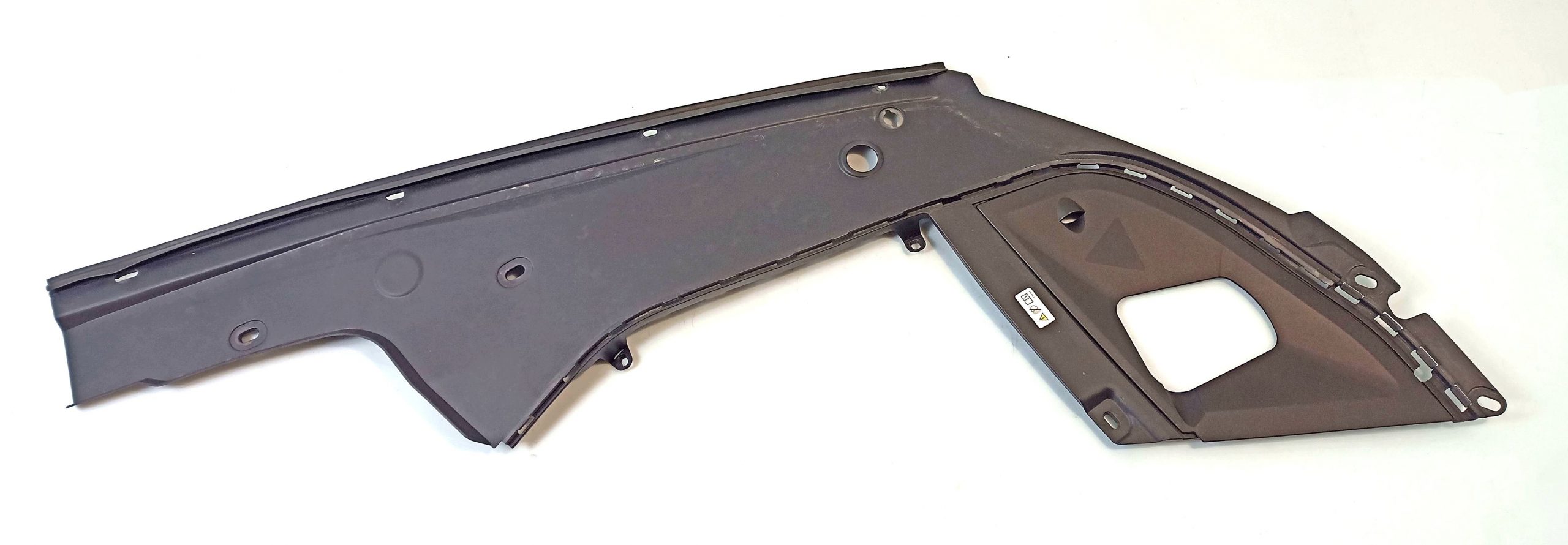 BMW 7 (G11 / G12) Engine bonnet/hood lock trim molding BMW 7 SERIES Engine bonnet/hood lock trim moldi...