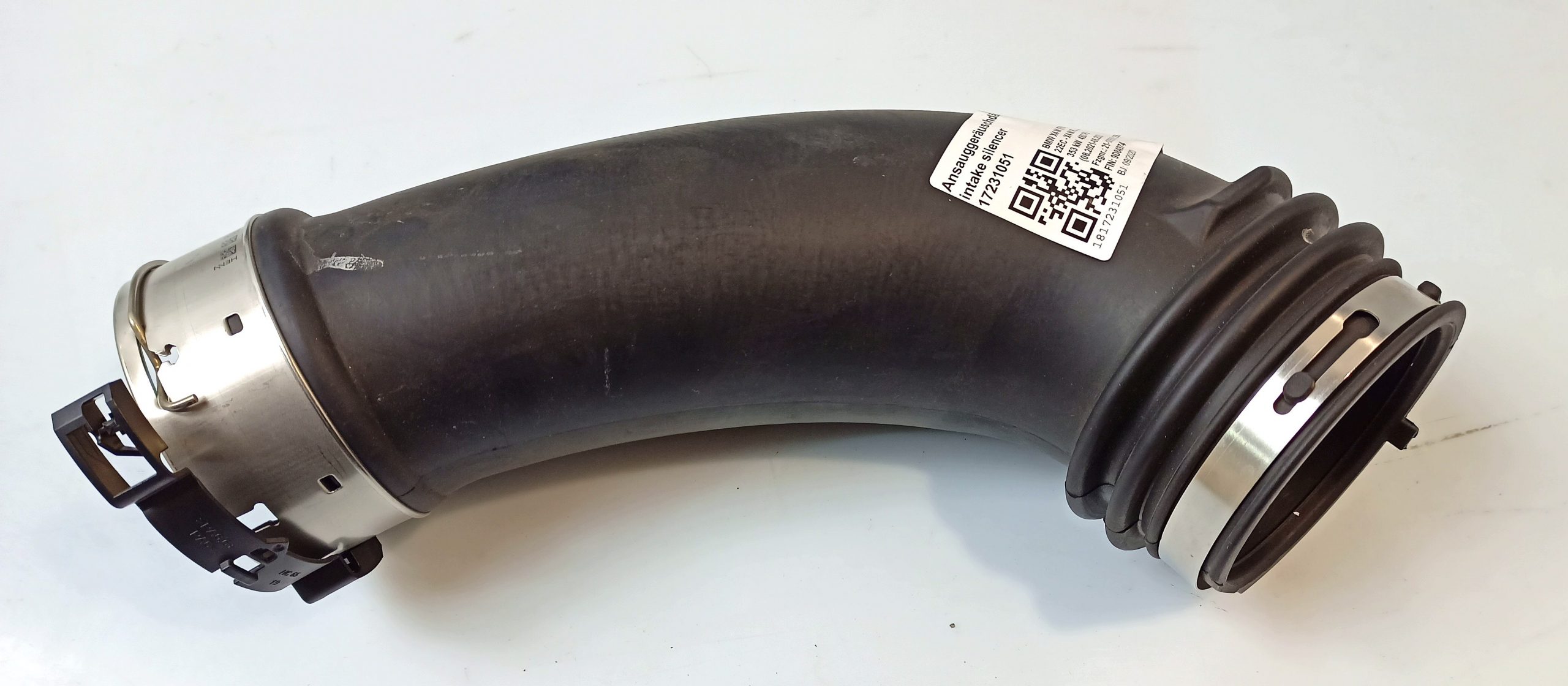 BMW X4 (G02) Intake resonator BMW X4 Intake resonator OEM 13718053373

Part c...