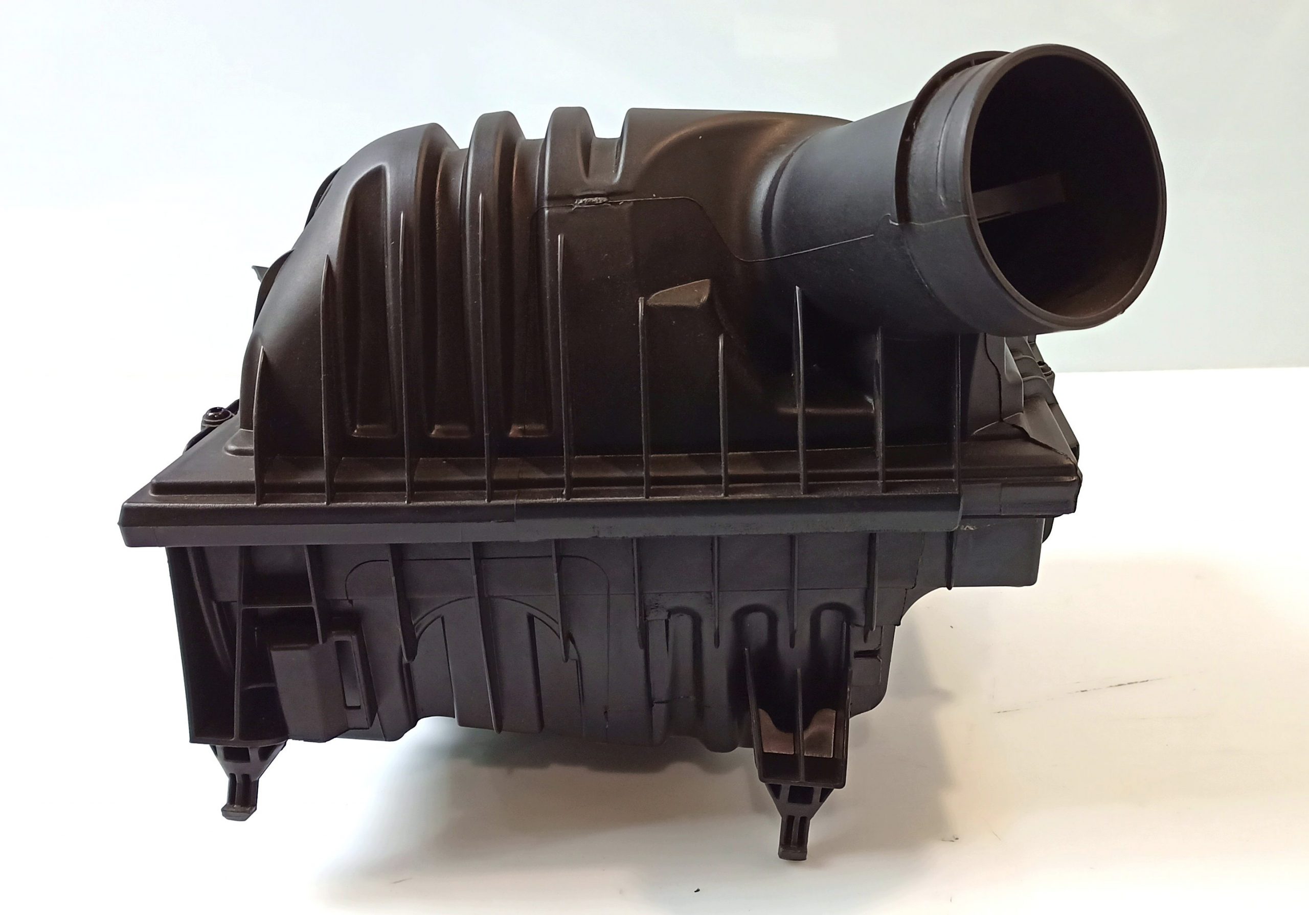 BMW 2 (F22 / F23) Воздухоочиститель  BMW 2 SERIES Air Filter Box OEM 13718513916

Pa...