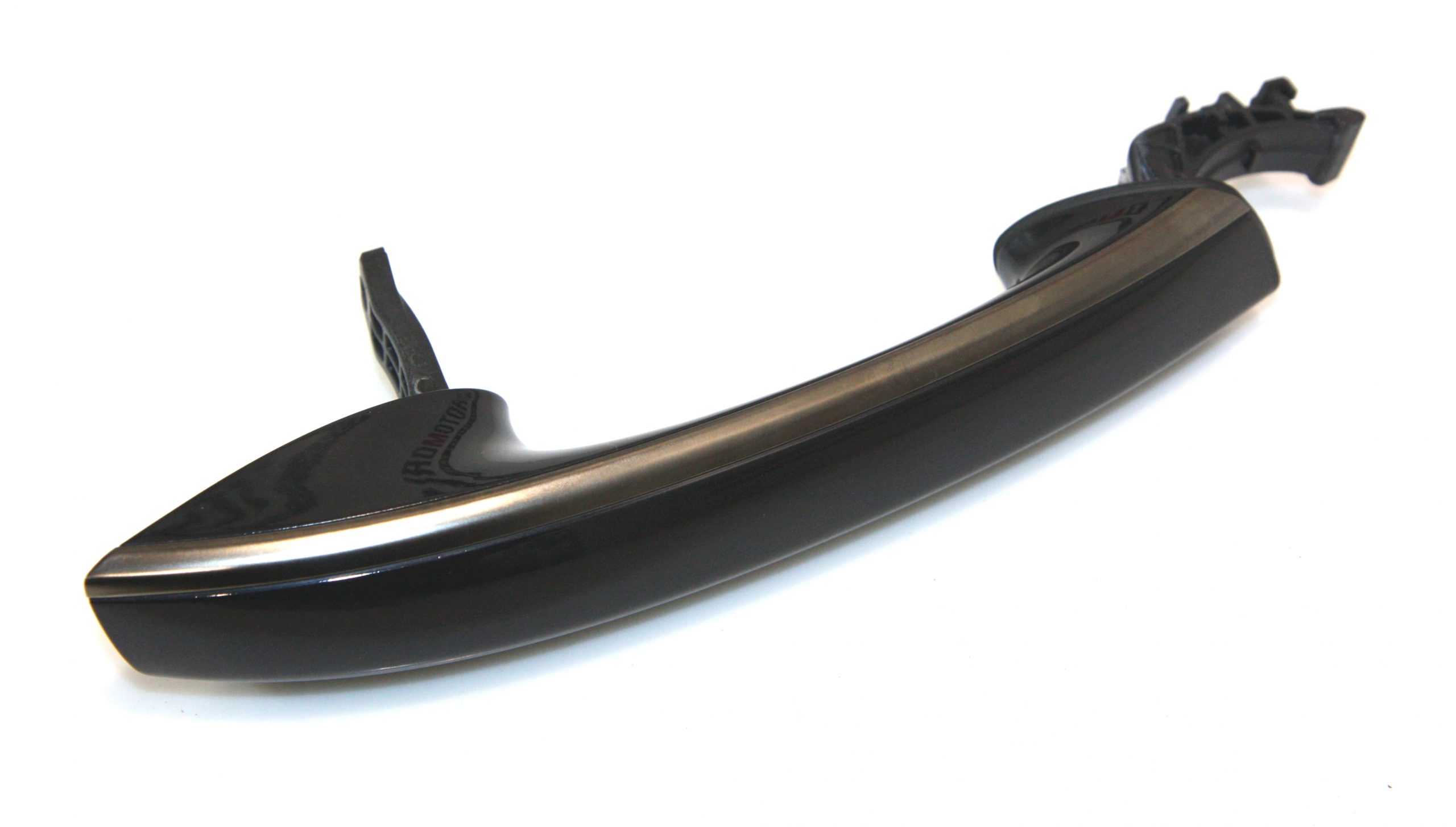 BMW 7 (G11 / G12) Front door handle cover BMW 7 SERIES Front door handle cover OEM 512174...