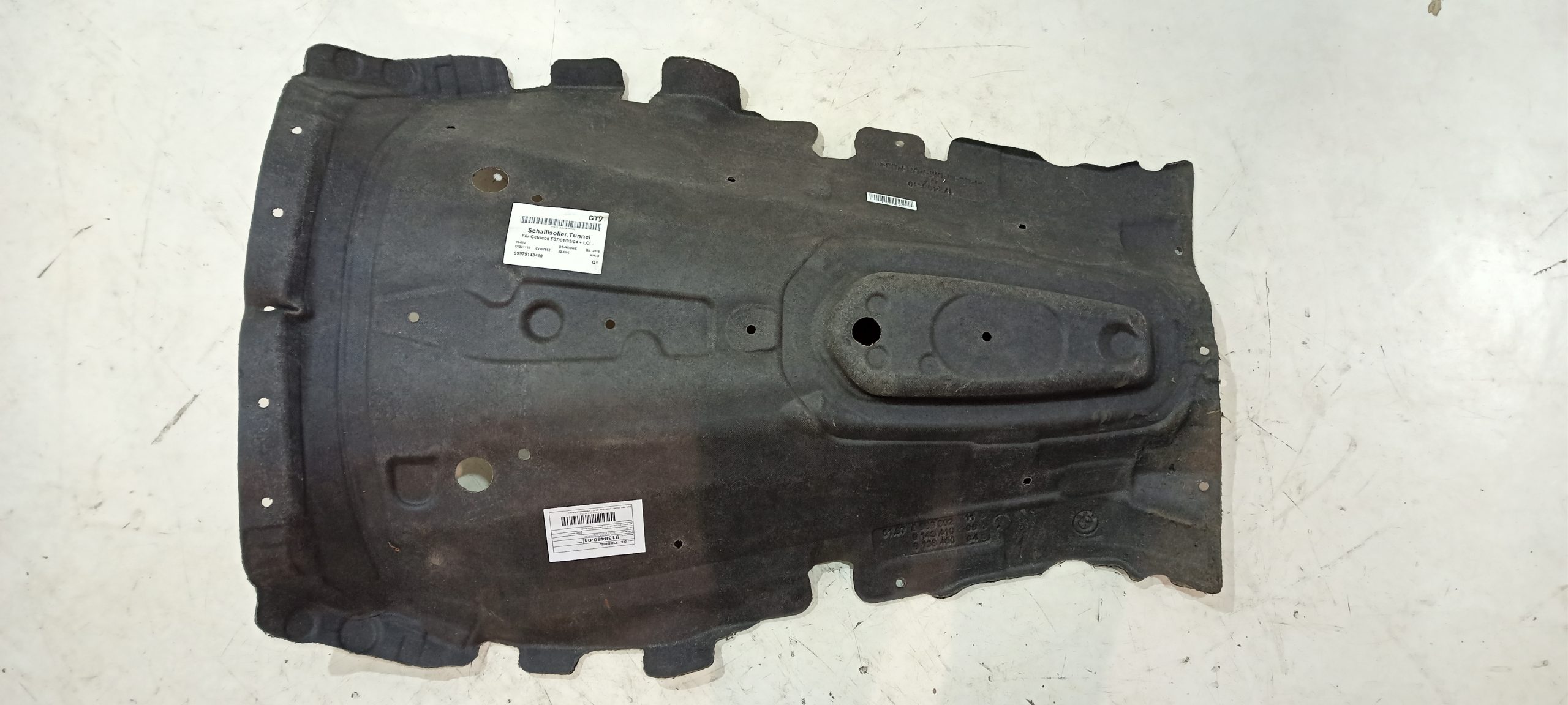 BMW 7 (G11 / G12) Other under body part BMW 7 SERIES Other under body part OEM 51487945...