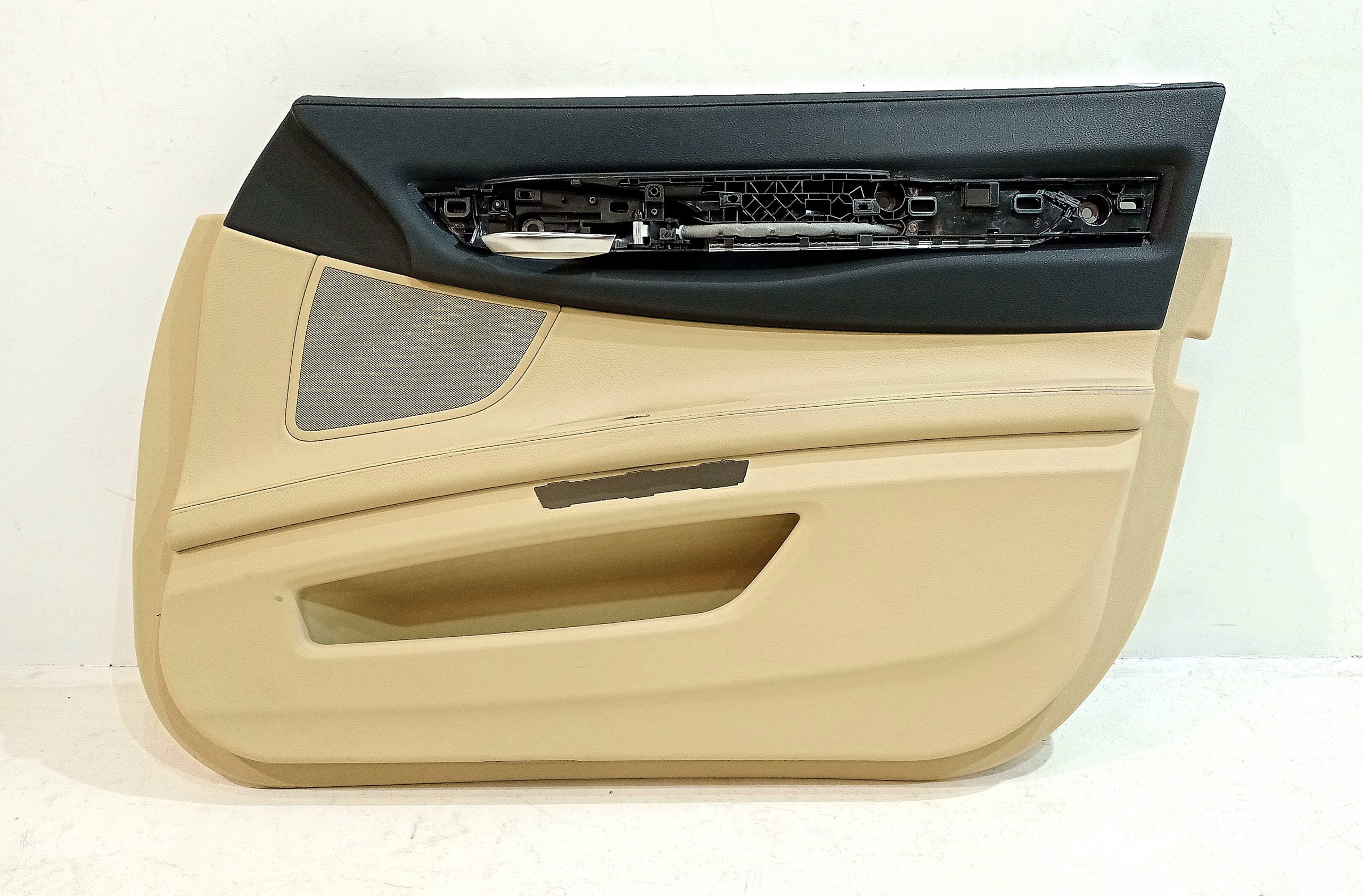 BMW 7 (G11 / G12) Front door card panel trim BMW 7 SERIES Front door card panel trim OEM 514...