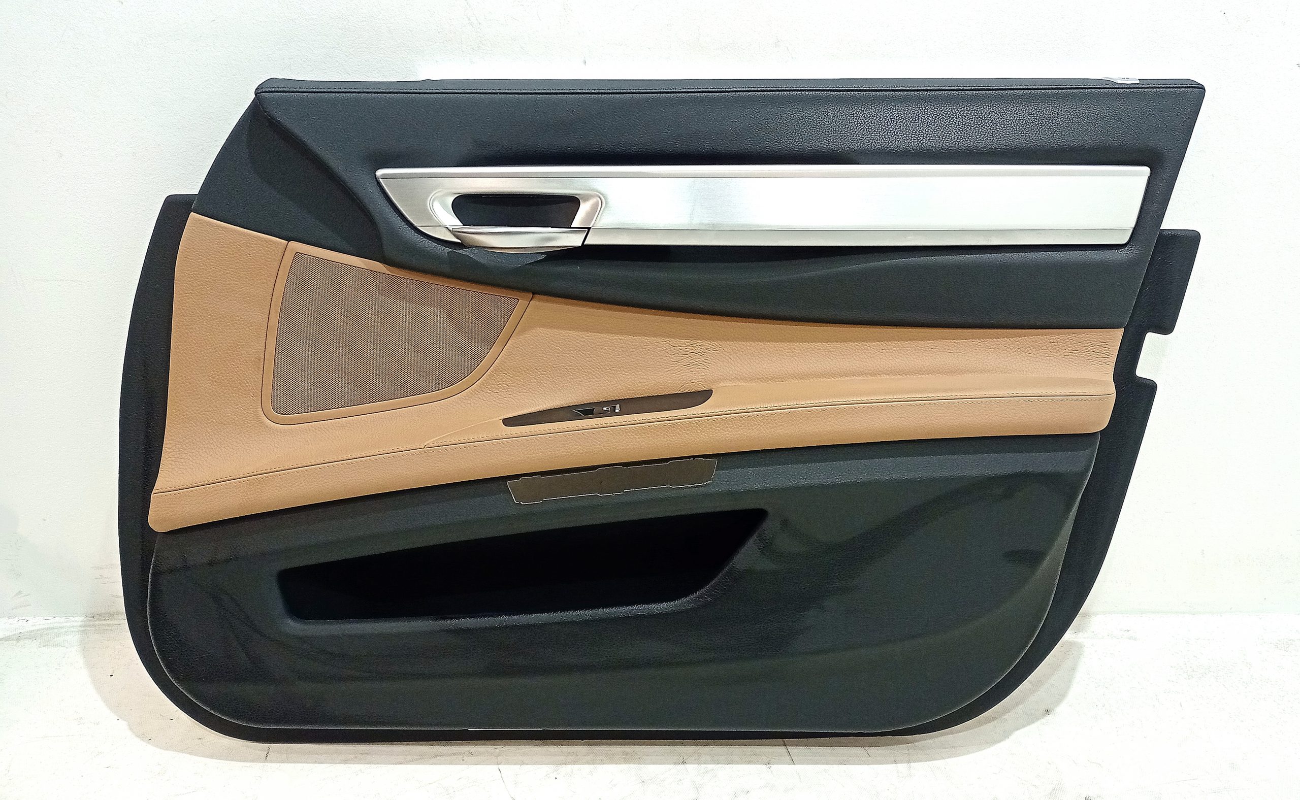 BMW 7 (G11 / G12) Front door card panel trim BMW 7 SERIES Front door card panel trim OEM 514...