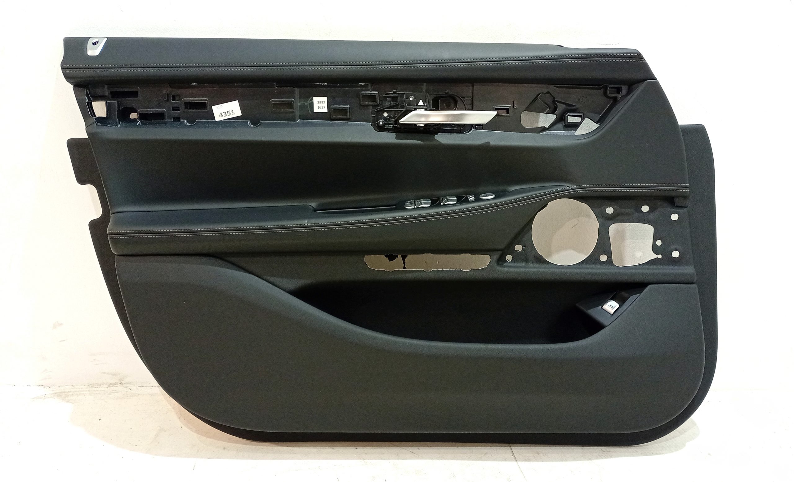 BMW 7 (G11 / G12) Front door card panel trim BMW 7 SERIES Front door card panel trim OEM 514...