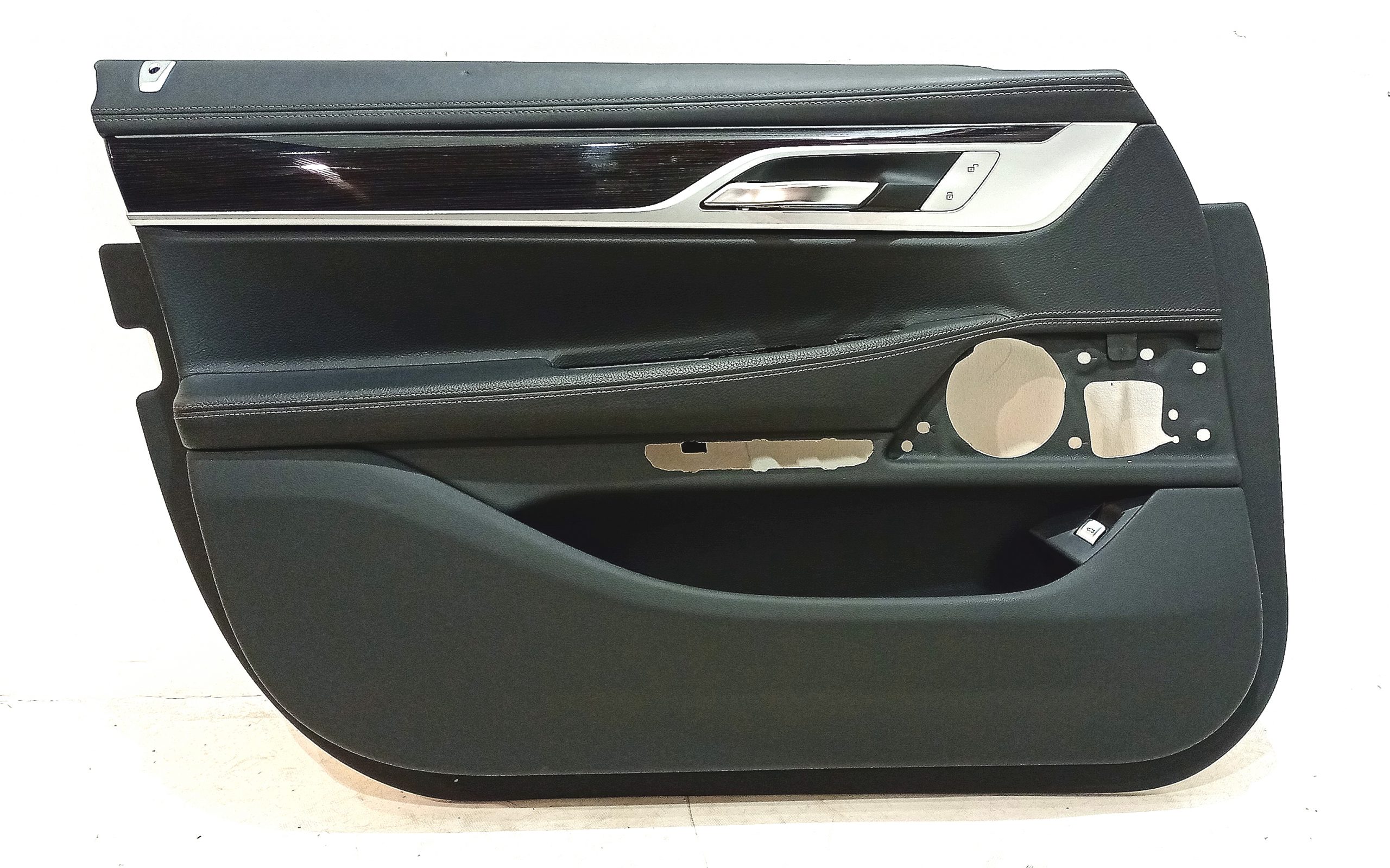 BMW 7 (G11 / G12) Rear door card panel trim BMW 7 SERIES Rear door card panel trim OEM 5141...