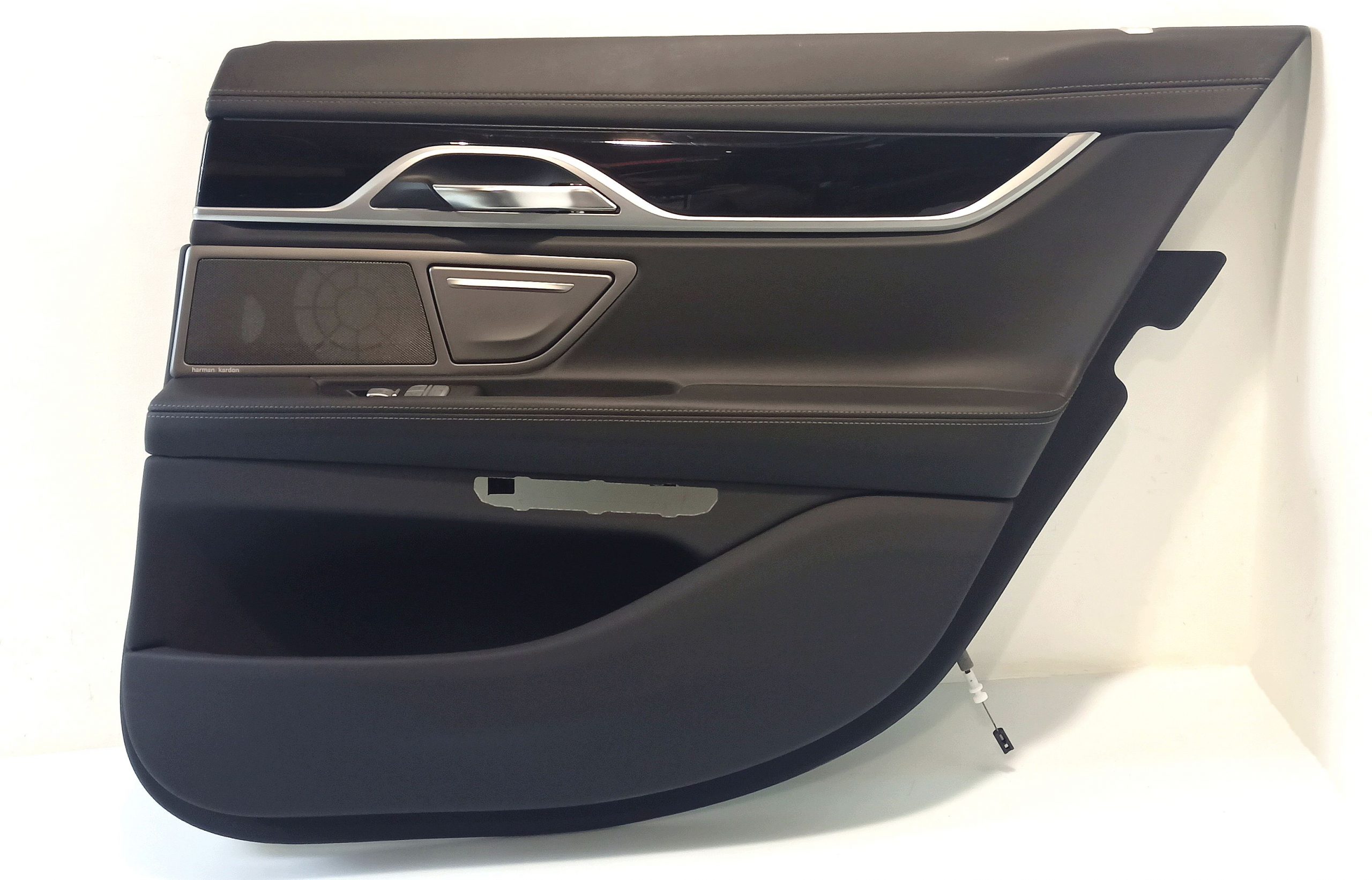 BMW 7 (G11 / G12) Rear door card panel trim BMW 7 SERIES Rear door card panel trim OEM 5142...