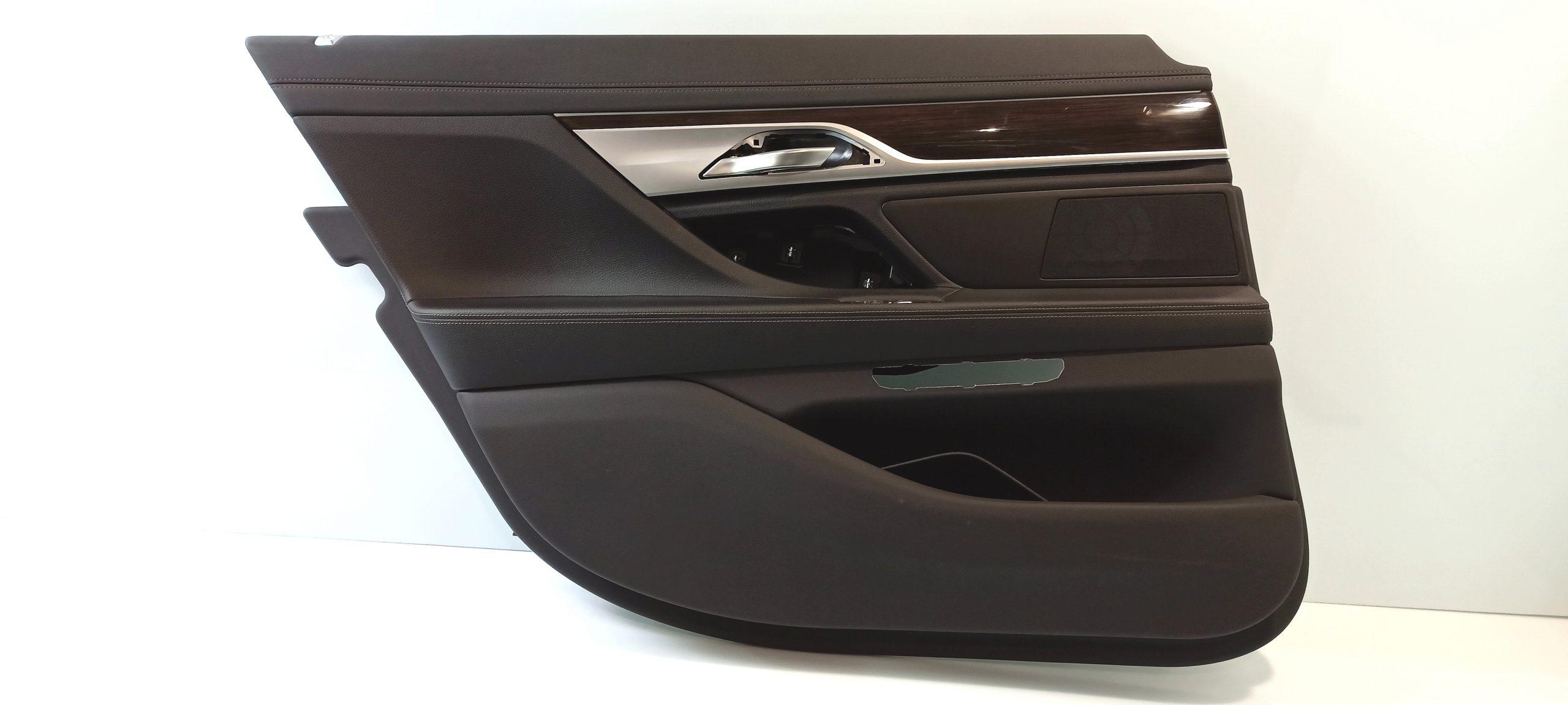 BMW 7 (G11 / G12) Rear door card panel trim BMW 7 SERIES rear door card panel trim OEM 5142...