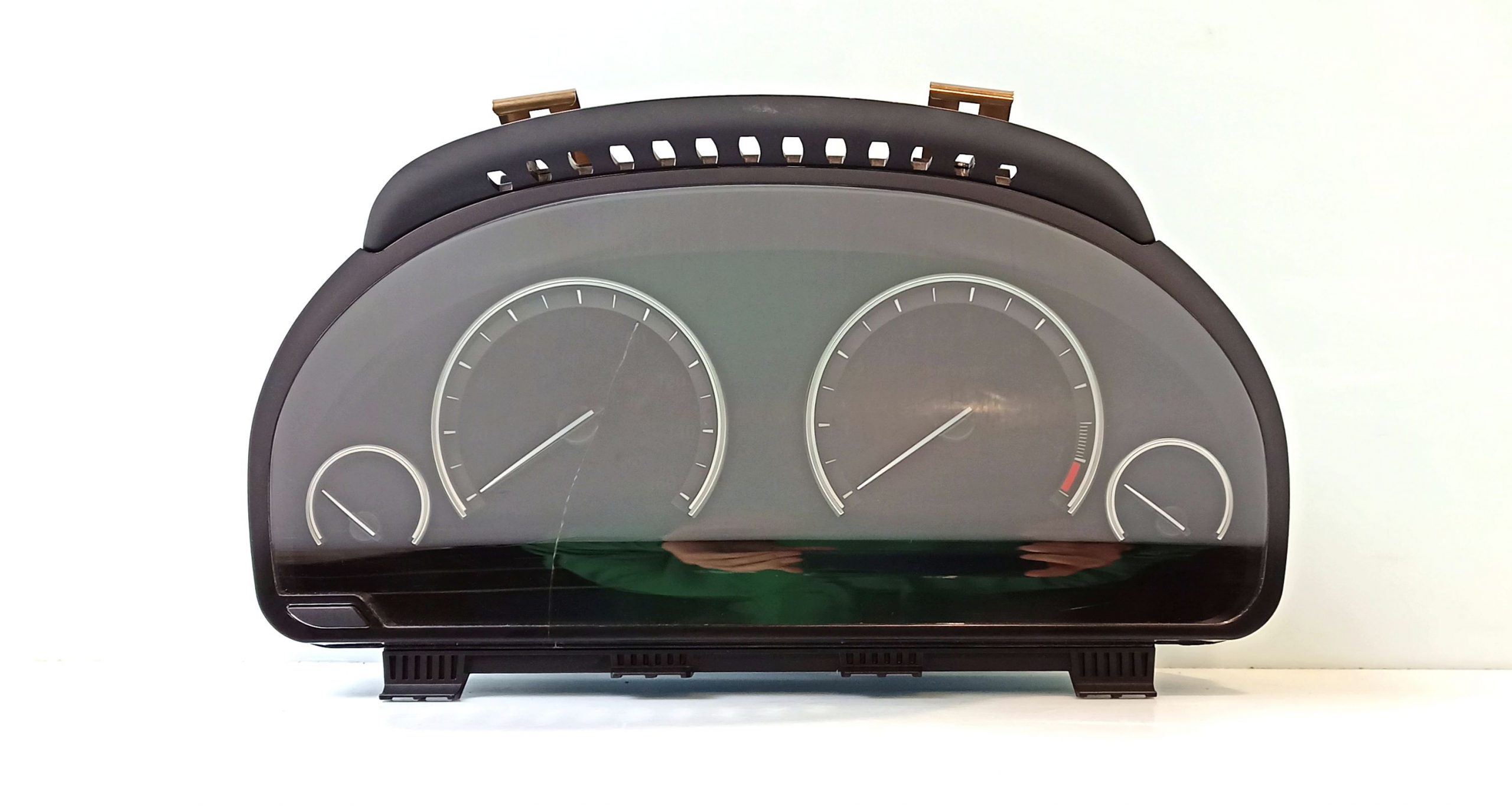 BMW 6 (F06 / F12 / F13) Tachometer BMW 6 SERIES Tachometer OEM 62109328813

Part c...