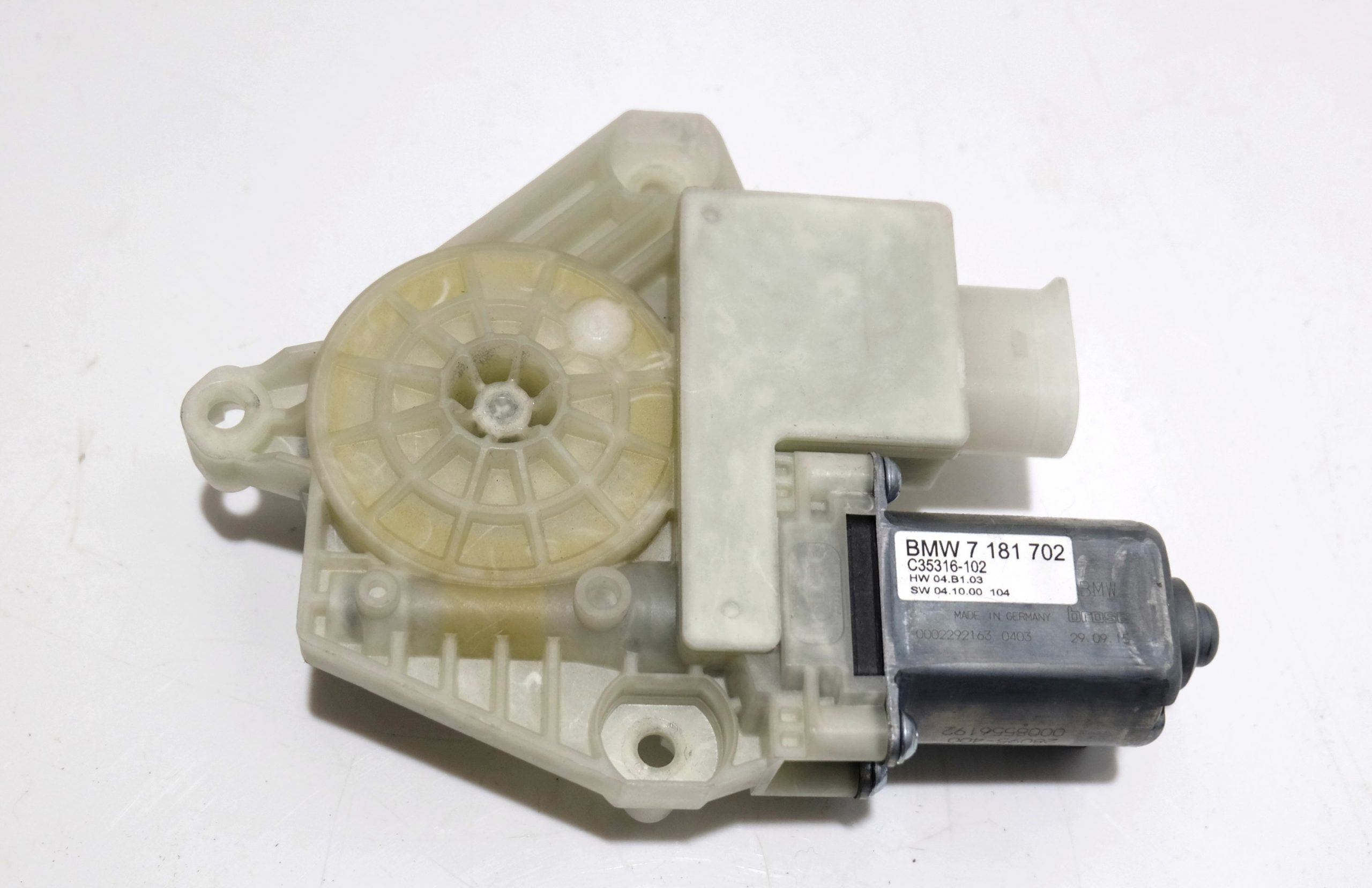 BMW 7 (G11 / G12) Front door window regulator motor