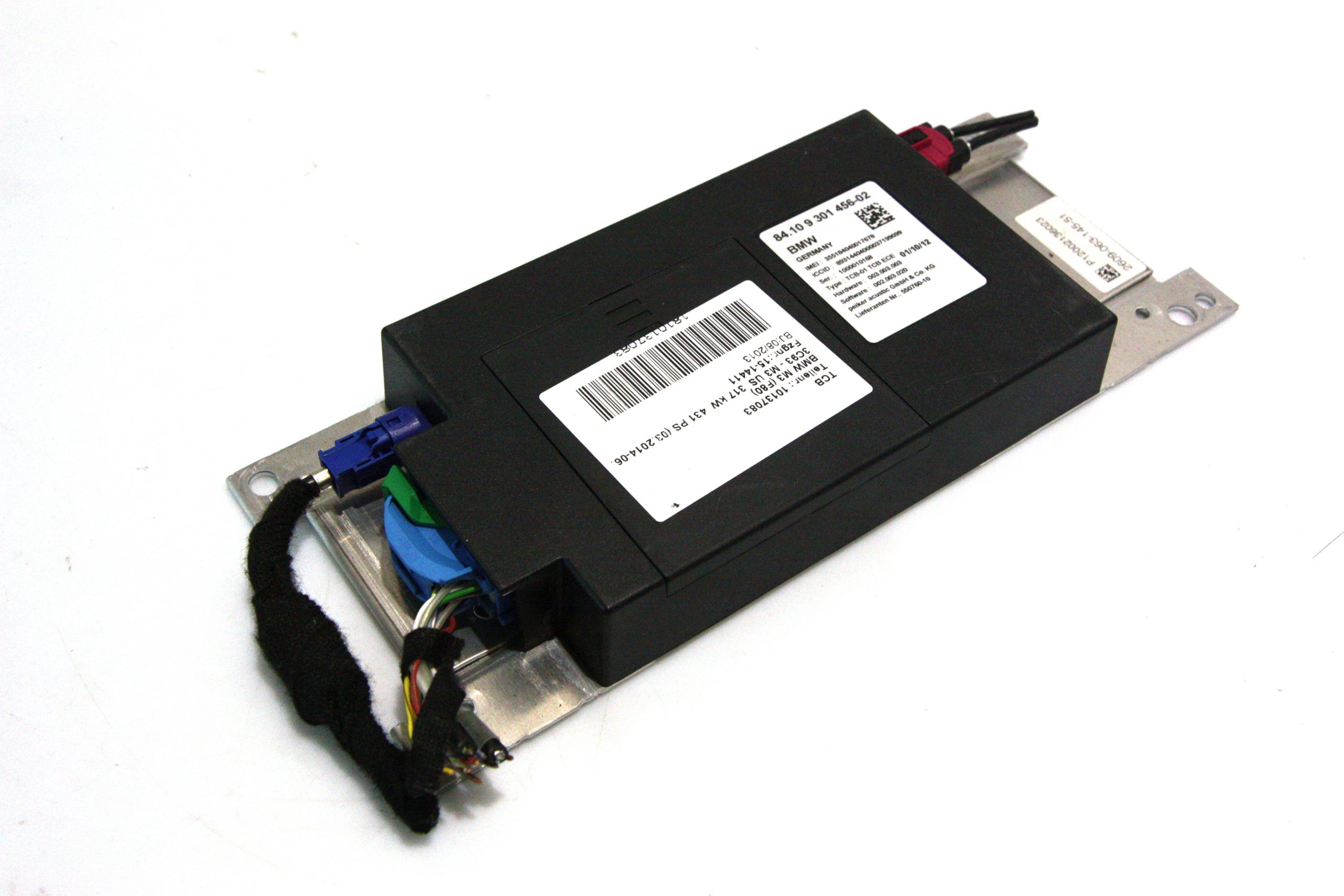 BMW 3 (F30 / F31) Bluetooth control unit module BMW 3 SERIES Bluetooth control unit module OEM ...