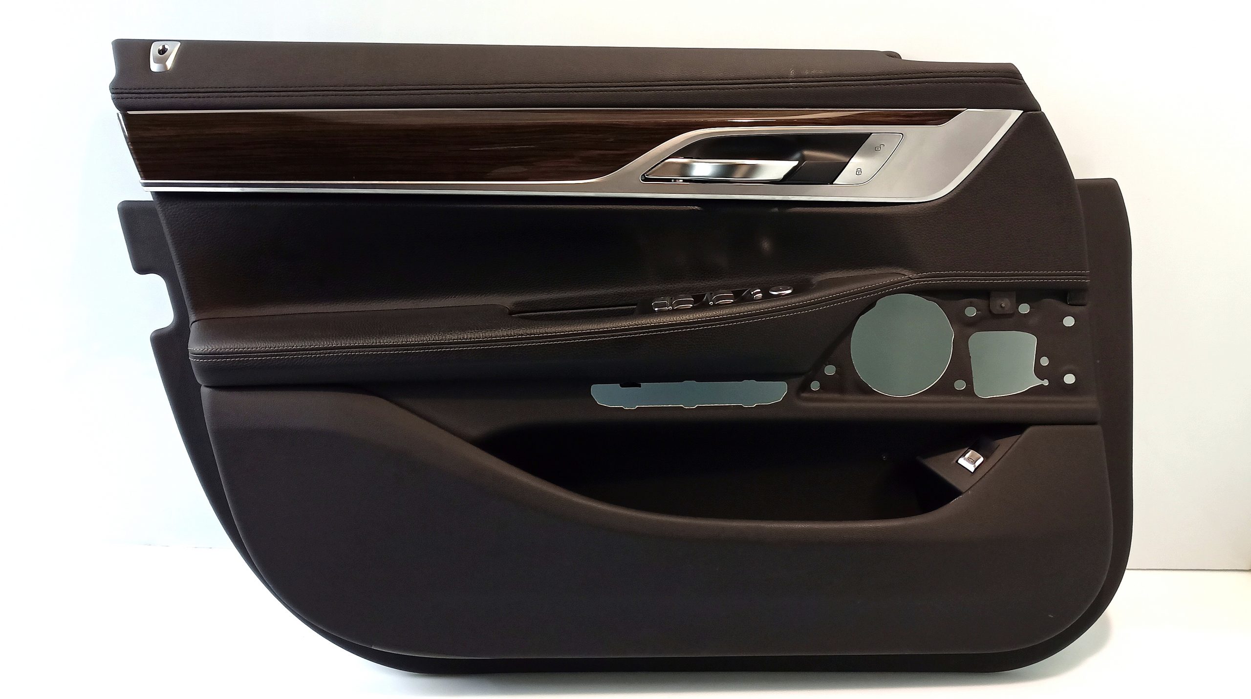 BMW 7 (G11 / G12) Front door card panel trim