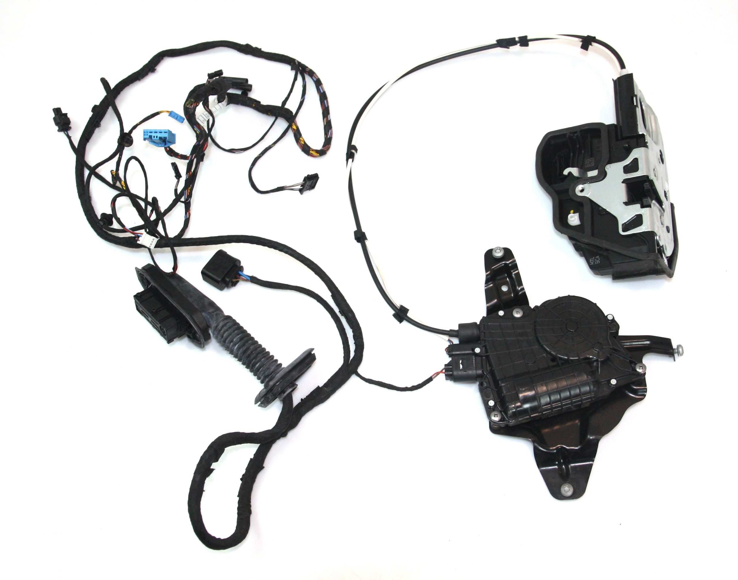 BMW 5 (F10 / F11) Rear door lock BMW 5 SERIES GT Rear door lock OEM 51227149447
...